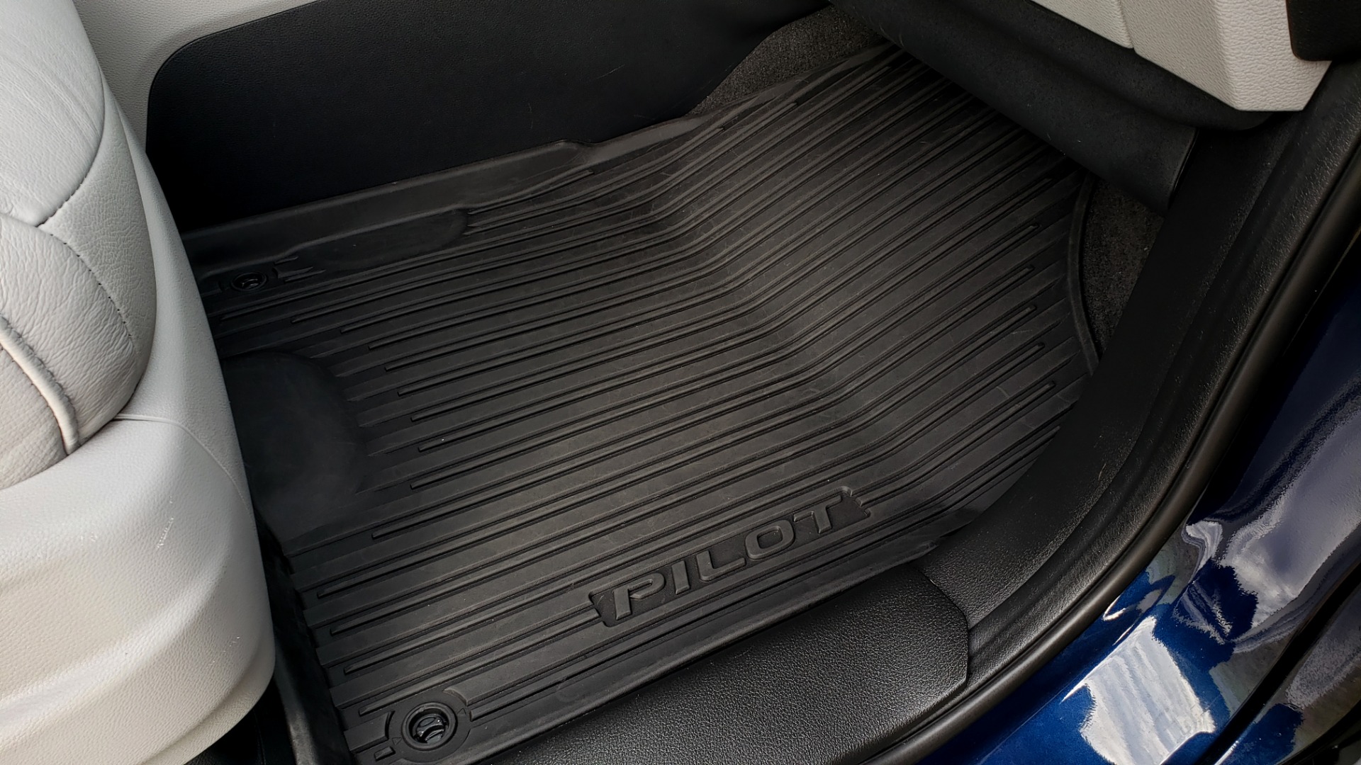Used 2017 Honda PILOT TOURING 2WD / NAV / SUNROOF / 3-ROW / ENT SYS / REARVIEW for sale Sold at Formula Imports in Charlotte NC 28227 67