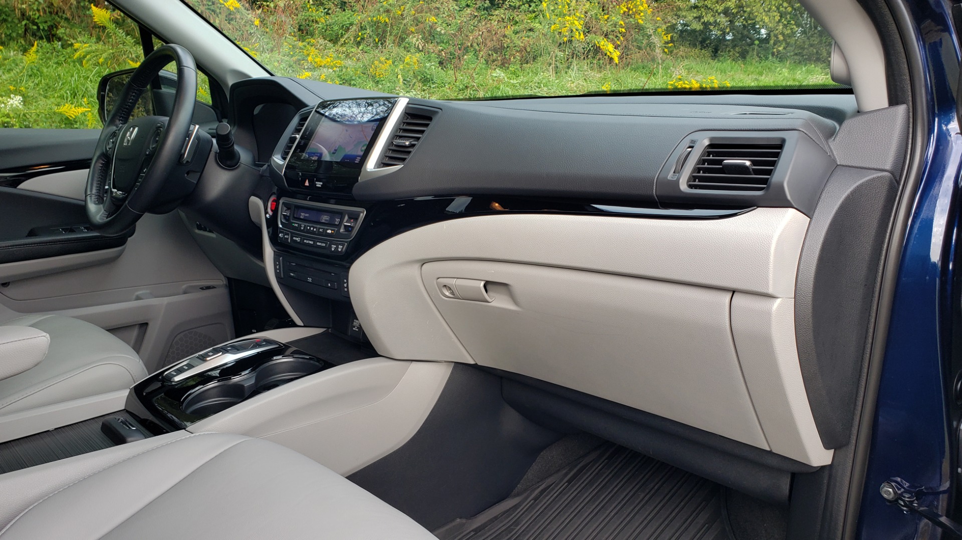 Used 2017 Honda PILOT TOURING 2WD / NAV / SUNROOF / 3-ROW / ENT SYS / REARVIEW for sale Sold at Formula Imports in Charlotte NC 28227 68