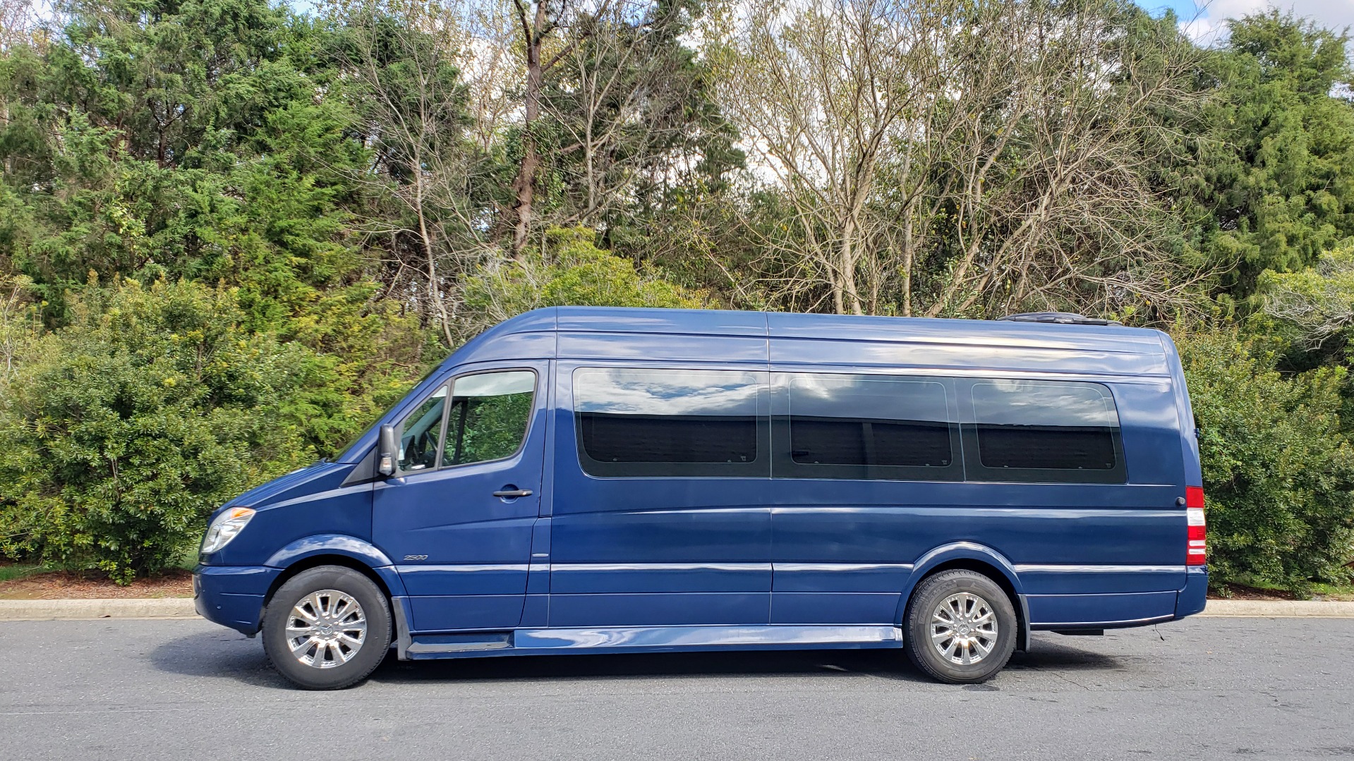 Used 2013 Mercedes-Benz SPRINTER CARGO VAN EXT / OFFICE ON WHEELS / FLT SCREEN TV / LOUNGE for sale Sold at Formula Imports in Charlotte NC 28227 4