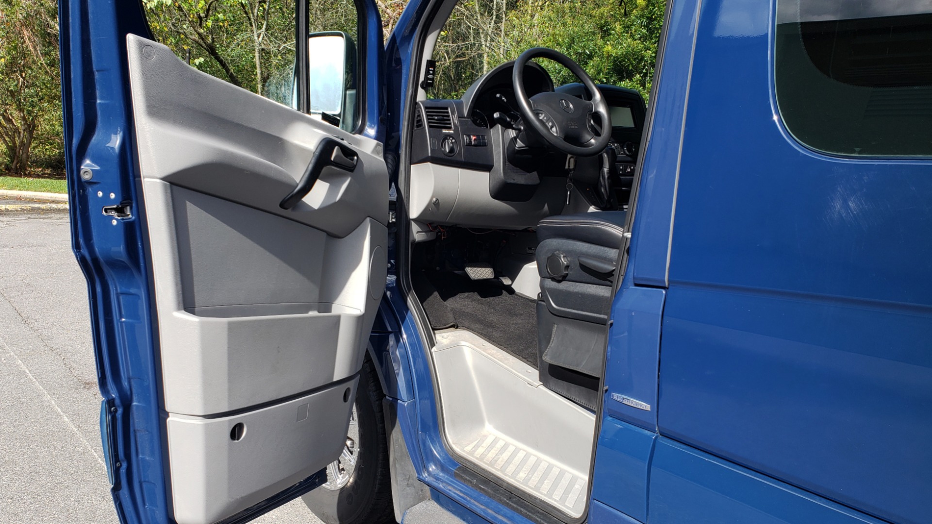 Used 2013 Mercedes-Benz SPRINTER CARGO VAN EXT / OFFICE ON WHEELS / FLT SCREEN TV / LOUNGE for sale Sold at Formula Imports in Charlotte NC 28227 8