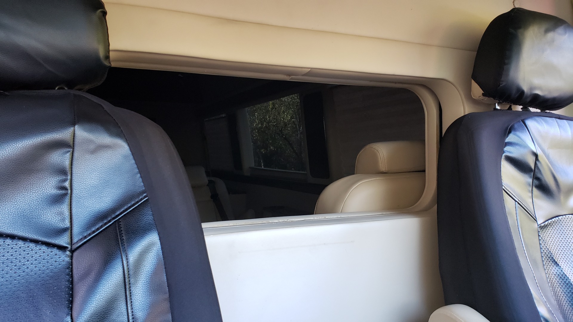 Used 2012 Mercedes-Benz SPRINTER CARGO VAN EXT / OFFICE ON WHEELS / FLT SCREEN TV / LOUNGE for sale Sold at Formula Imports in Charlotte NC 28227 43