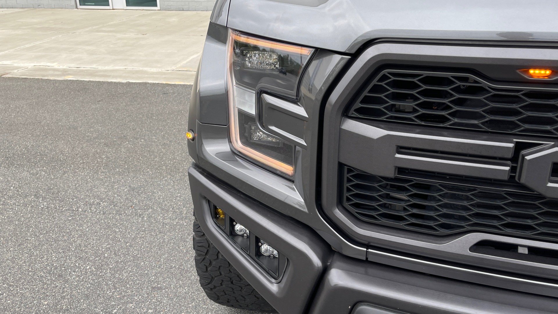 Used 2020 Ford F-150 RAPTOR 4X4 SUPERCREW / NAV / B&O SOUND / SUNROOF / REARVIEW for sale Sold at Formula Imports in Charlotte NC 28227 10