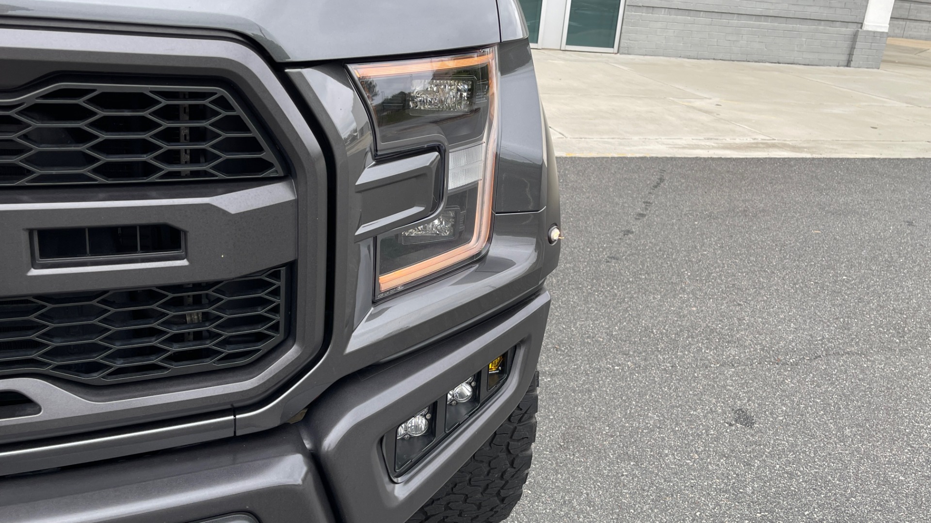 Used 2020 Ford F-150 RAPTOR 4X4 SUPERCREW / NAV / B&O SOUND / SUNROOF / REARVIEW for sale Sold at Formula Imports in Charlotte NC 28227 11