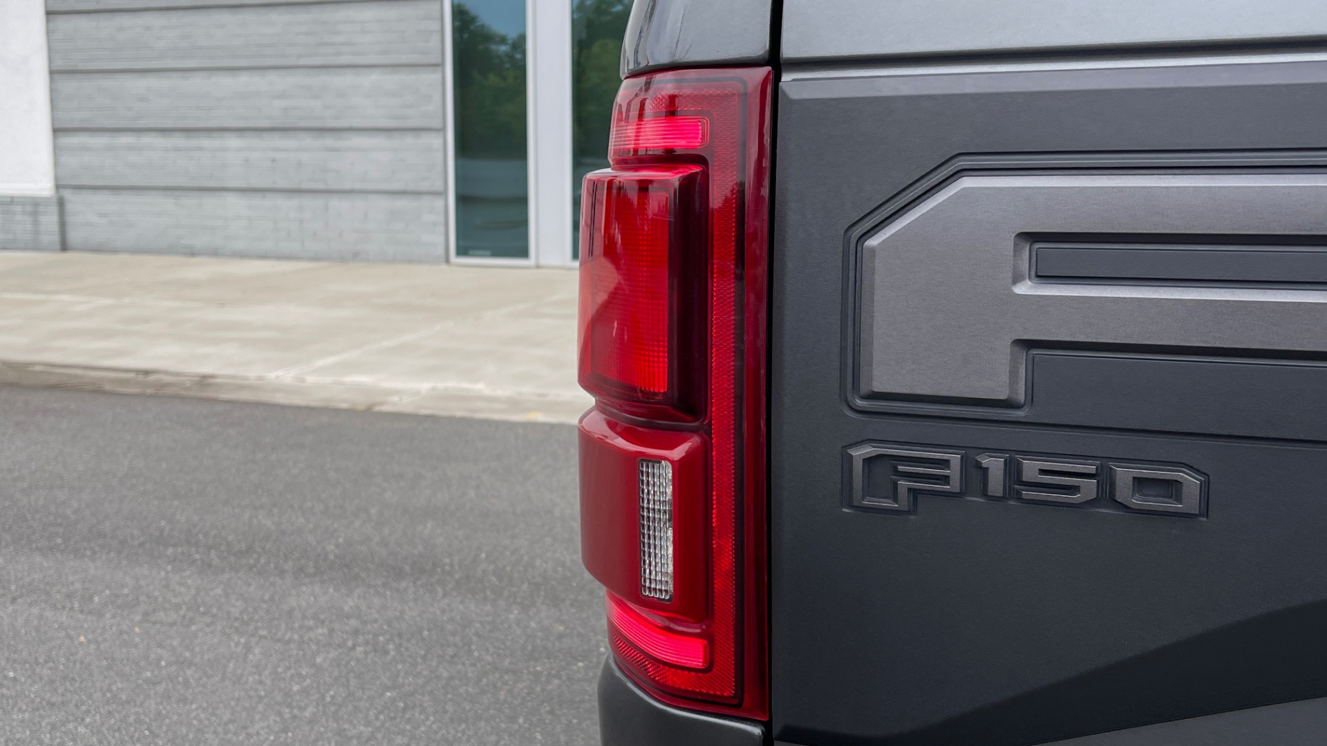 Used 2020 Ford F-150 RAPTOR 4X4 SUPERCREW / NAV / B&O SOUND / SUNROOF / REARVIEW for sale Sold at Formula Imports in Charlotte NC 28227 21