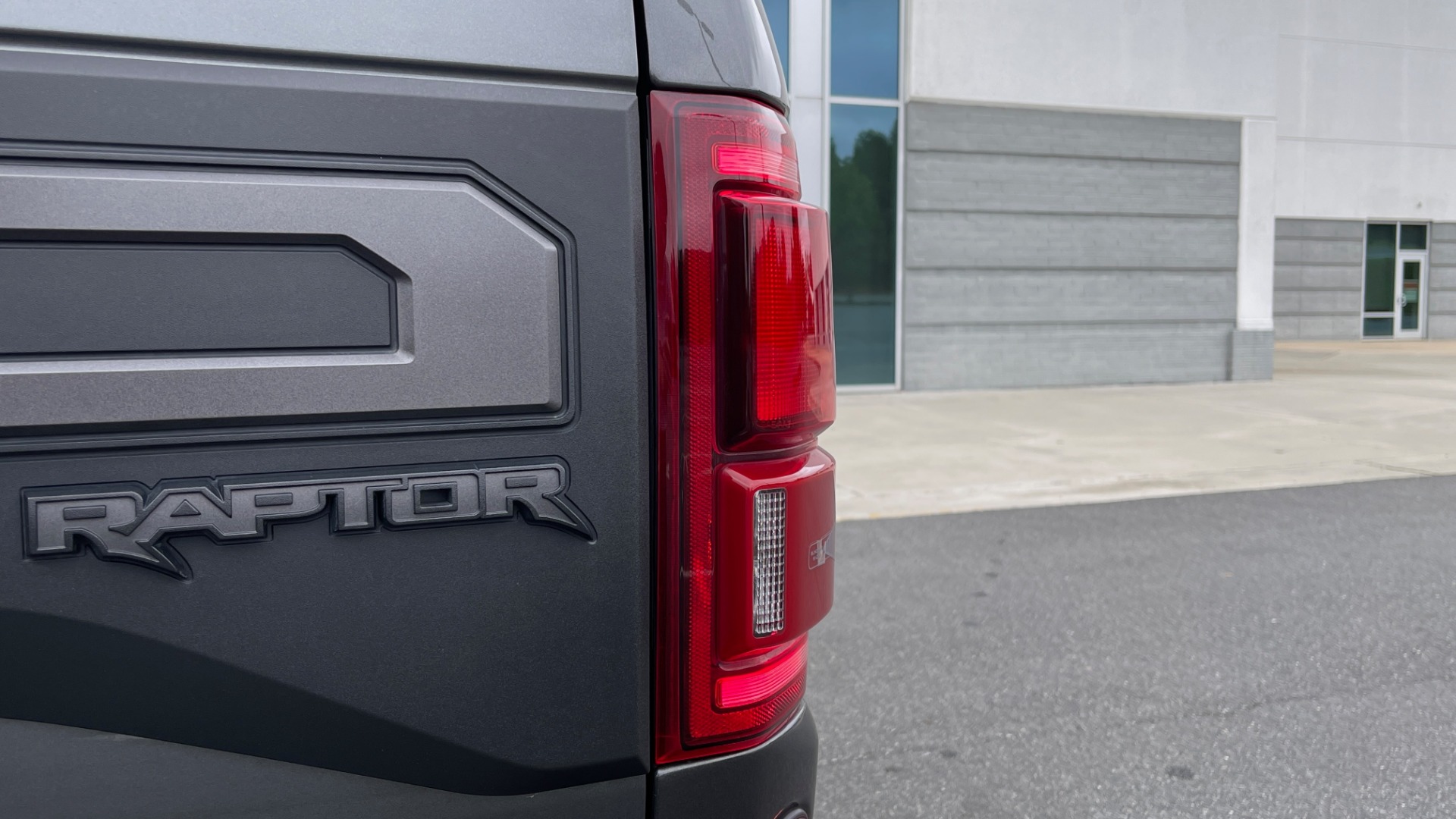 Used 2020 Ford F-150 RAPTOR 4X4 SUPERCREW / NAV / B&O SOUND / SUNROOF / REARVIEW for sale Sold at Formula Imports in Charlotte NC 28227 22