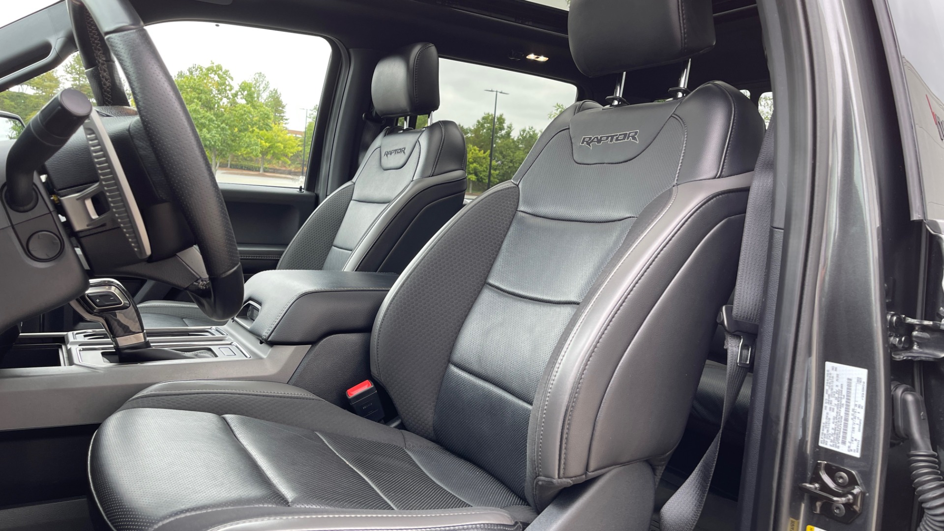 Used 2020 Ford F-150 RAPTOR 4X4 SUPERCREW / NAV / B&O SOUND / SUNROOF / REARVIEW for sale Sold at Formula Imports in Charlotte NC 28227 31