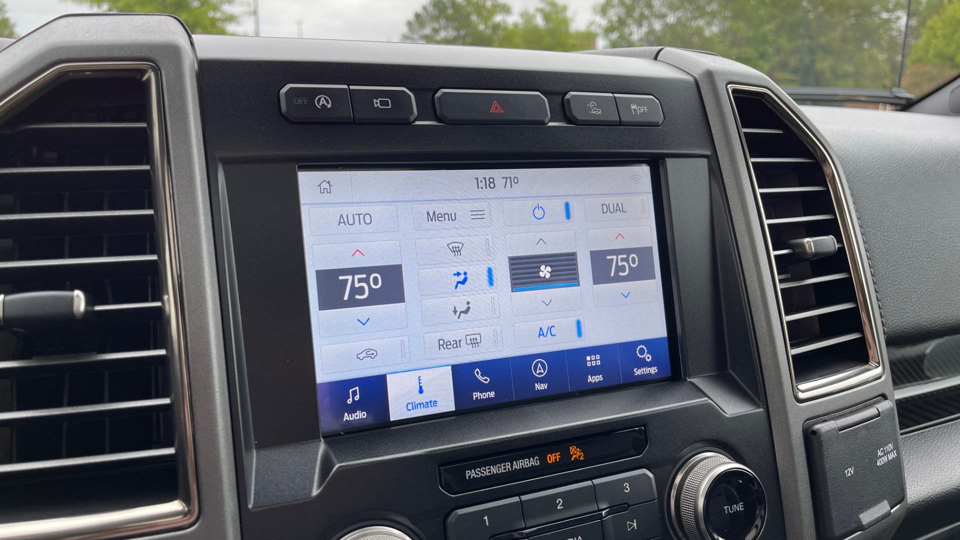 Used 2020 Ford F-150 RAPTOR 4X4 SUPERCREW / NAV / B&O SOUND / SUNROOF / REARVIEW for sale Sold at Formula Imports in Charlotte NC 28227 40