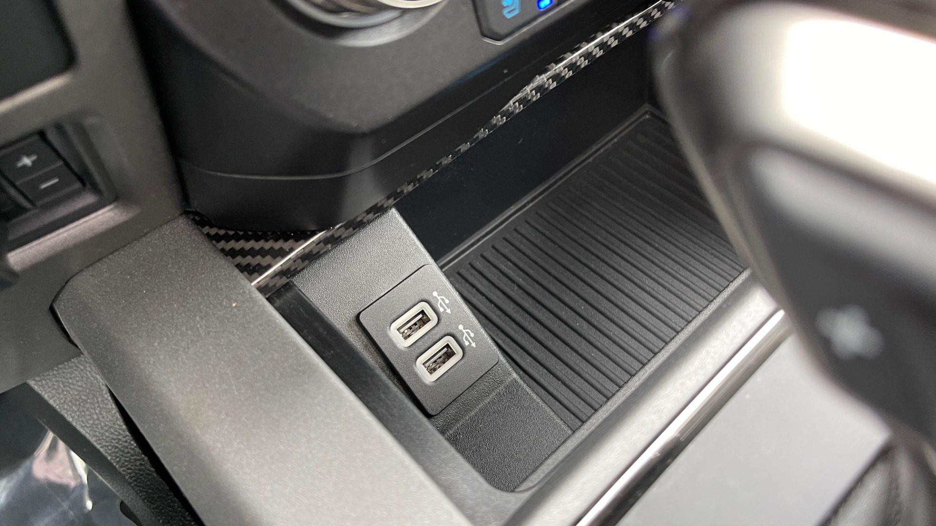 Used 2020 Ford F-150 RAPTOR 4X4 SUPERCREW / NAV / B&O SOUND / SUNROOF / REARVIEW for sale Sold at Formula Imports in Charlotte NC 28227 45