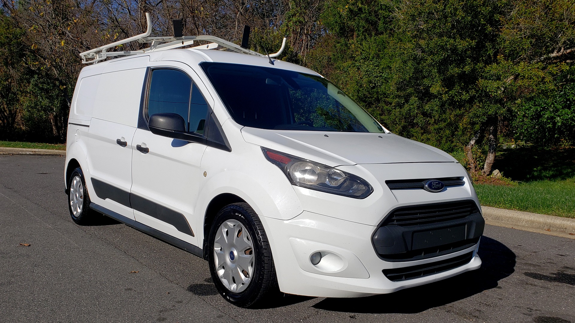 Used 2015 Ford TRANSIT CONNECT XLT CARGO VAN / 121-IN WB / 2.5L 4-CYL / AUTO / REARVIEW / WORK VAN for sale Sold at Formula Imports in Charlotte NC 28227 4