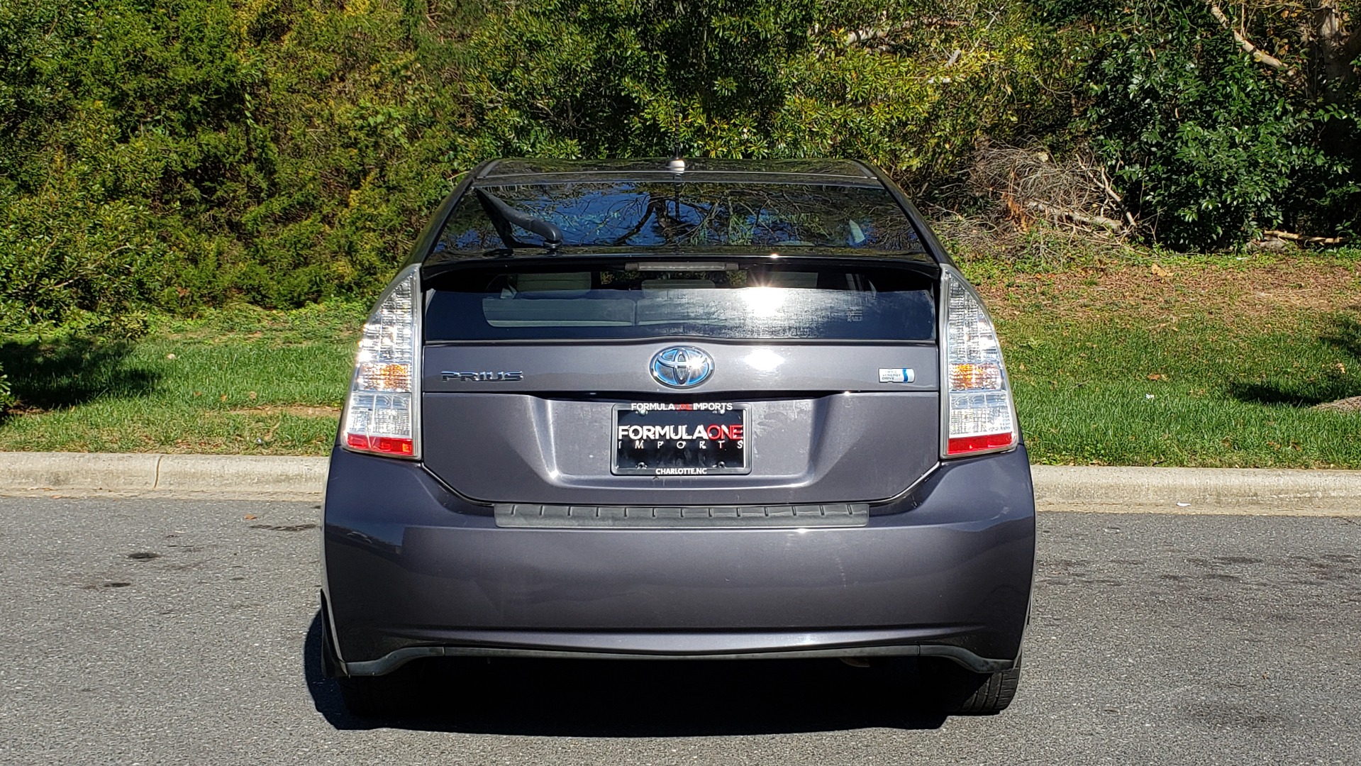 Used 2011 Toyota PRIUS ONE / HYBRID / 5-DOOR / HATCHBACK / 50MPG for sale Sold at Formula Imports in Charlotte NC 28227 27