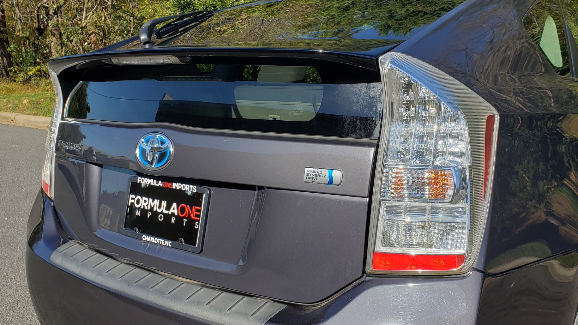 Used 2011 Toyota PRIUS ONE / HYBRID / 5-DOOR / HATCHBACK / 50MPG for sale Sold at Formula Imports in Charlotte NC 28227 30