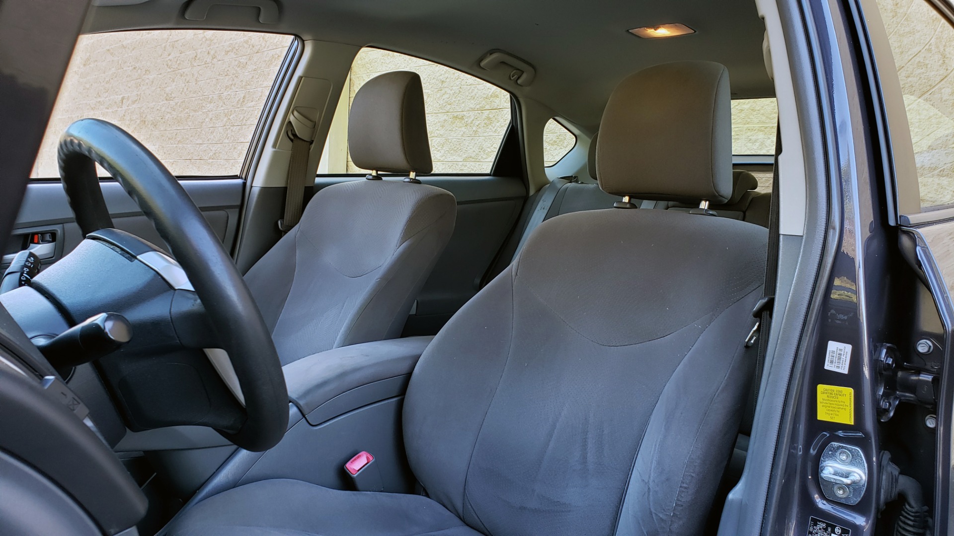Used 2011 Toyota PRIUS ONE / HYBRID / 5-DOOR / HATCHBACK / 50MPG for sale Sold at Formula Imports in Charlotte NC 28227 35
