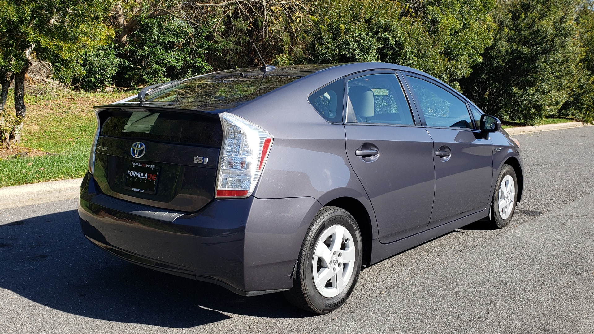 Used 2011 Toyota PRIUS ONE / HYBRID / 5-DOOR / HATCHBACK / 50MPG for sale Sold at Formula Imports in Charlotte NC 28227 6
