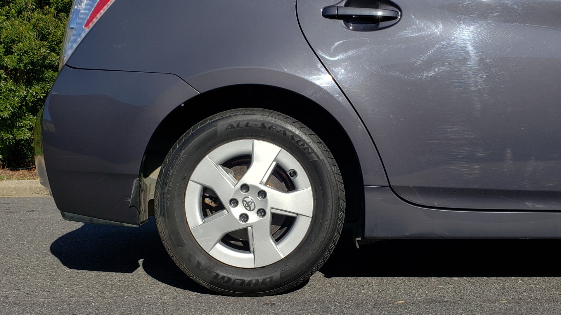 Used 2011 Toyota PRIUS ONE / HYBRID / 5-DOOR / HATCHBACK / 50MPG for sale Sold at Formula Imports in Charlotte NC 28227 75