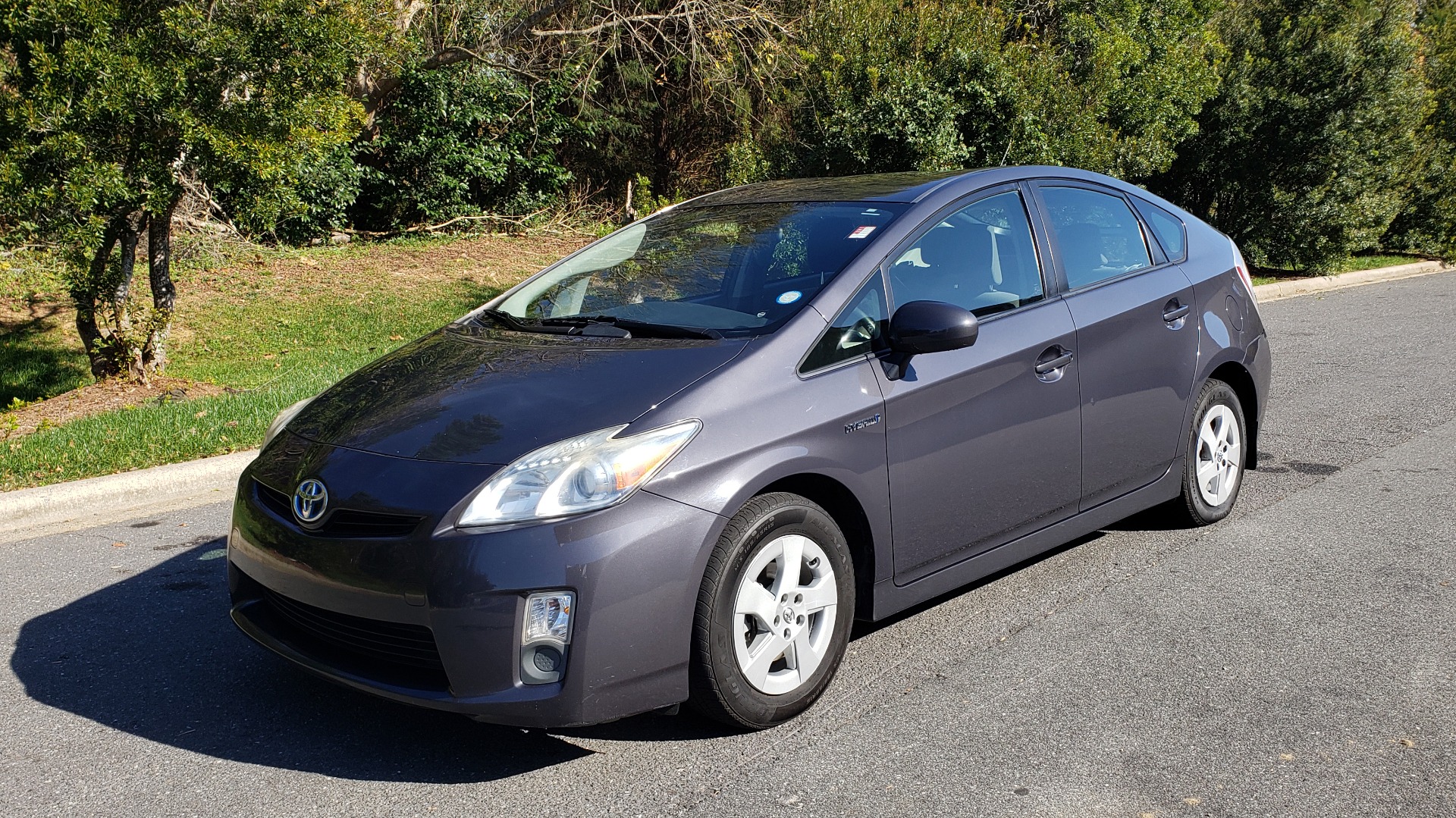 Used 2011 Toyota PRIUS ONE / HYBRID / 5-DOOR / HATCHBACK / 50MPG for sale Sold at Formula Imports in Charlotte NC 28227 1