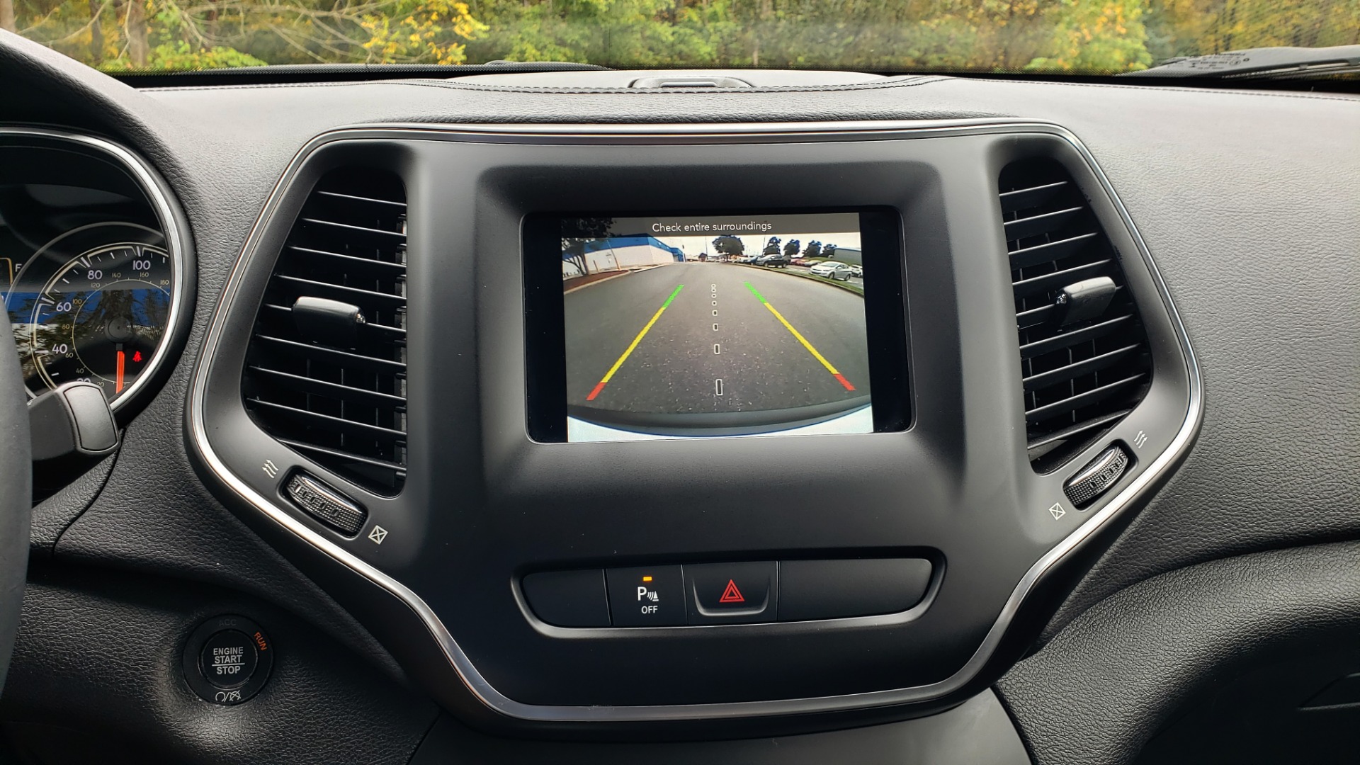 Used 2019 Jeep CHEROKEE LATITUDE PLUS FWD / CLD WTHR / HTD STS / BLIND SPOT / PRK ASST for sale Sold at Formula Imports in Charlotte NC 28227 46