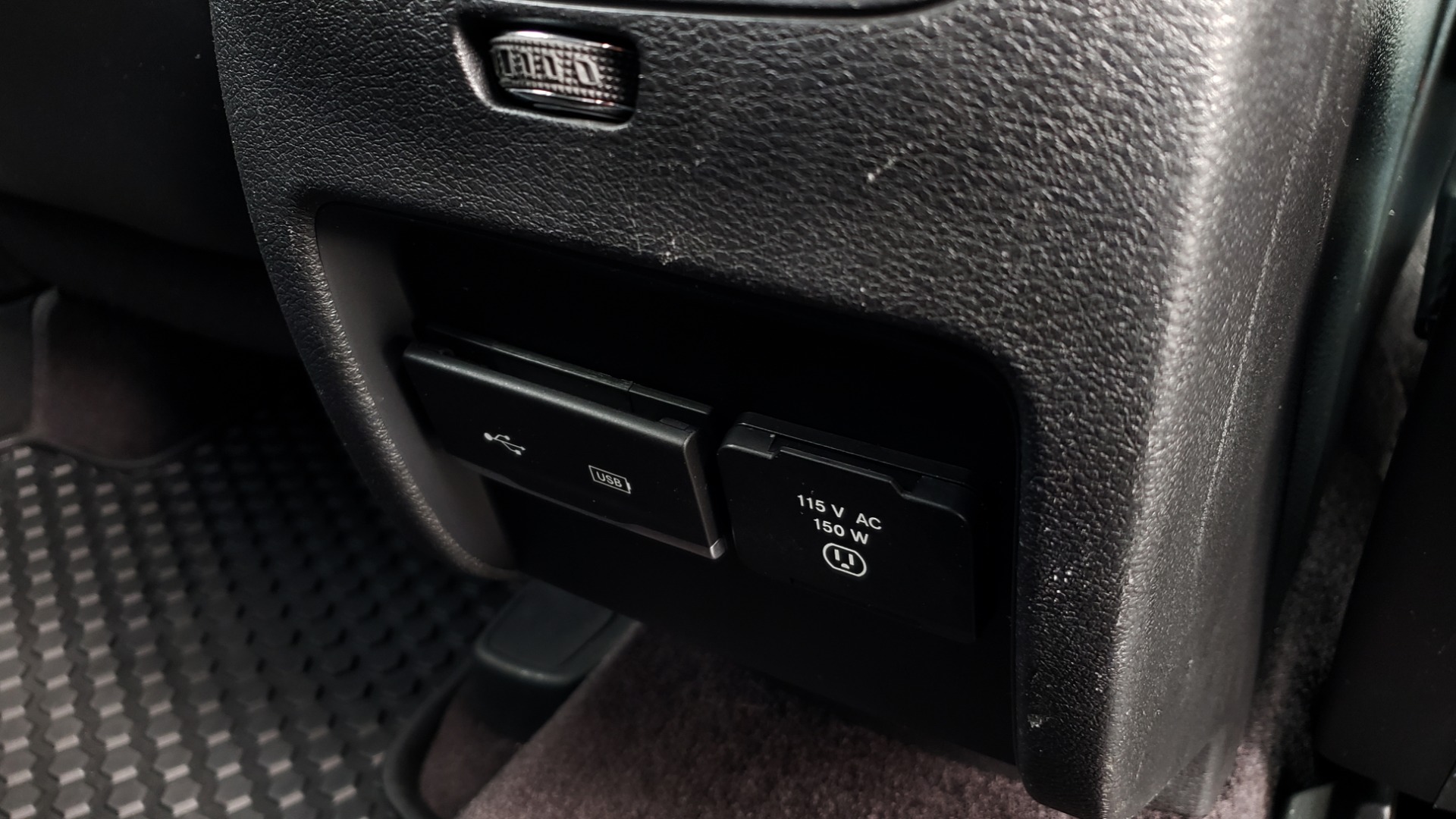 Used 2019 Jeep CHEROKEE LATITUDE PLUS FWD / CLD WTHR / HTD STS / BLIND SPOT / PRK ASST for sale Sold at Formula Imports in Charlotte NC 28227 76