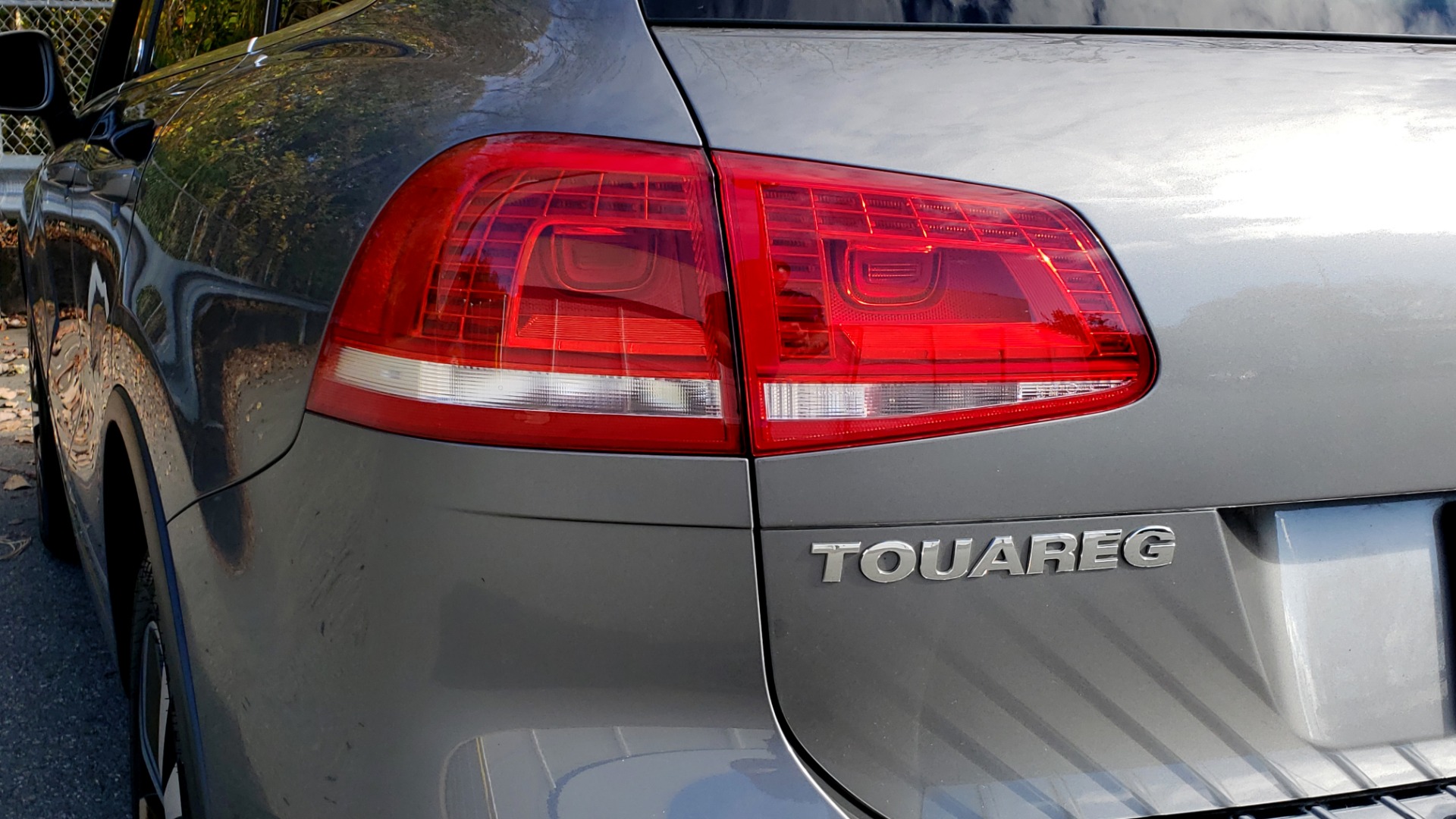 Used 2017 Volkswagen TOUAREG V6 WOLFSBURG EDITION / NAV / PANO-ROOF / ACC / REARVIEW for sale Sold at Formula Imports in Charlotte NC 28227 24