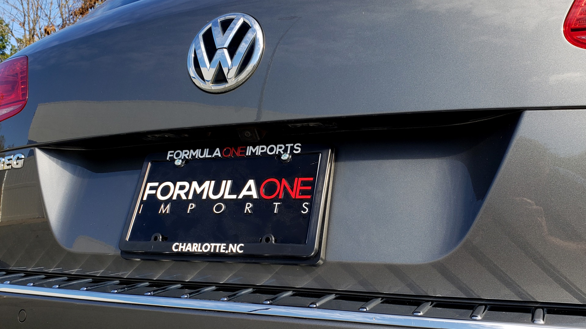 Used 2017 Volkswagen TOUAREG V6 WOLFSBURG EDITION / NAV / PANO-ROOF / ACC / REARVIEW for sale Sold at Formula Imports in Charlotte NC 28227 26