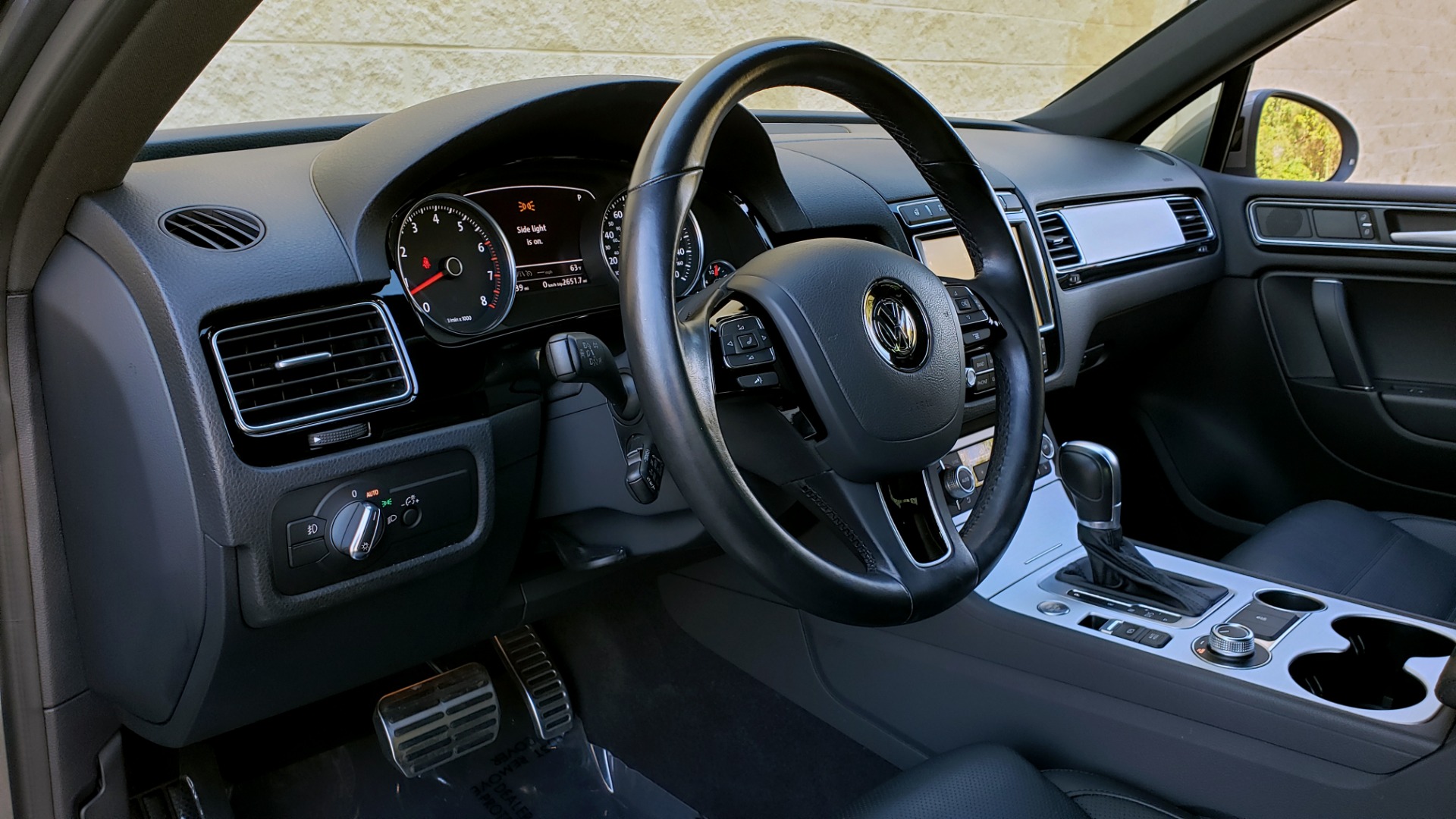 Used 2017 Volkswagen TOUAREG V6 WOLFSBURG EDITION / NAV / PANO-ROOF / ACC / REARVIEW for sale Sold at Formula Imports in Charlotte NC 28227 42