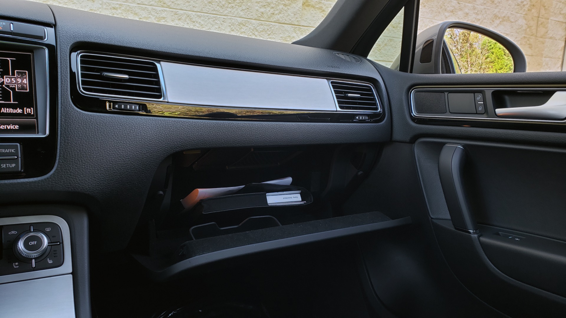 Used 2017 Volkswagen TOUAREG V6 WOLFSBURG EDITION / NAV / PANO-ROOF / ACC / REARVIEW for sale Sold at Formula Imports in Charlotte NC 28227 59