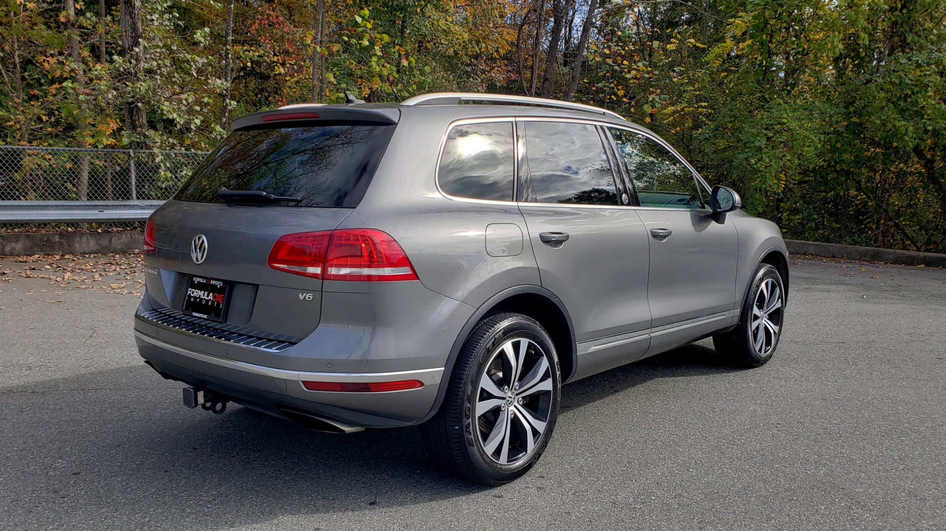 Used 2017 Volkswagen TOUAREG V6 WOLFSBURG EDITION / NAV / PANO-ROOF / ACC / REARVIEW for sale Sold at Formula Imports in Charlotte NC 28227 7