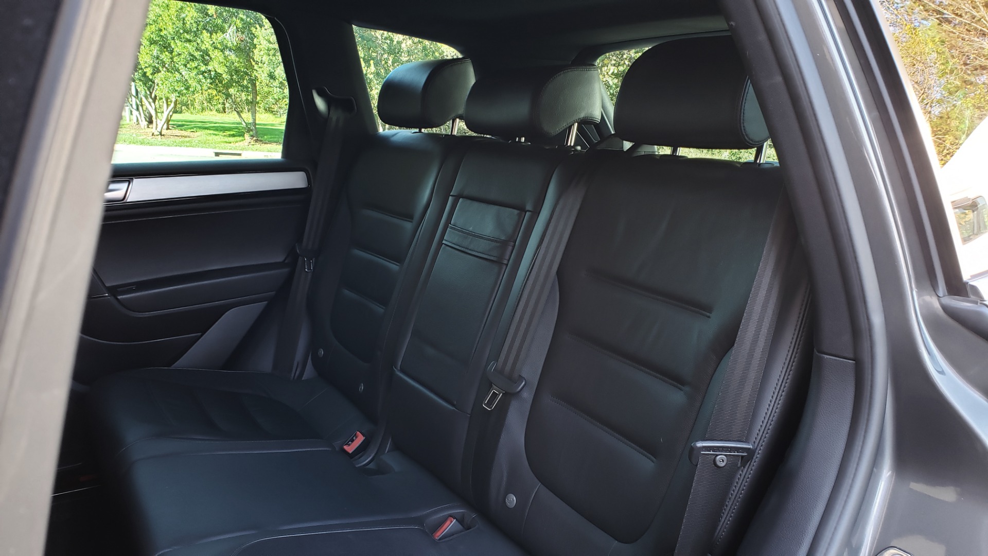 Used 2017 Volkswagen TOUAREG V6 WOLFSBURG EDITION / NAV / PANO-ROOF / ACC / REARVIEW for sale Sold at Formula Imports in Charlotte NC 28227 71