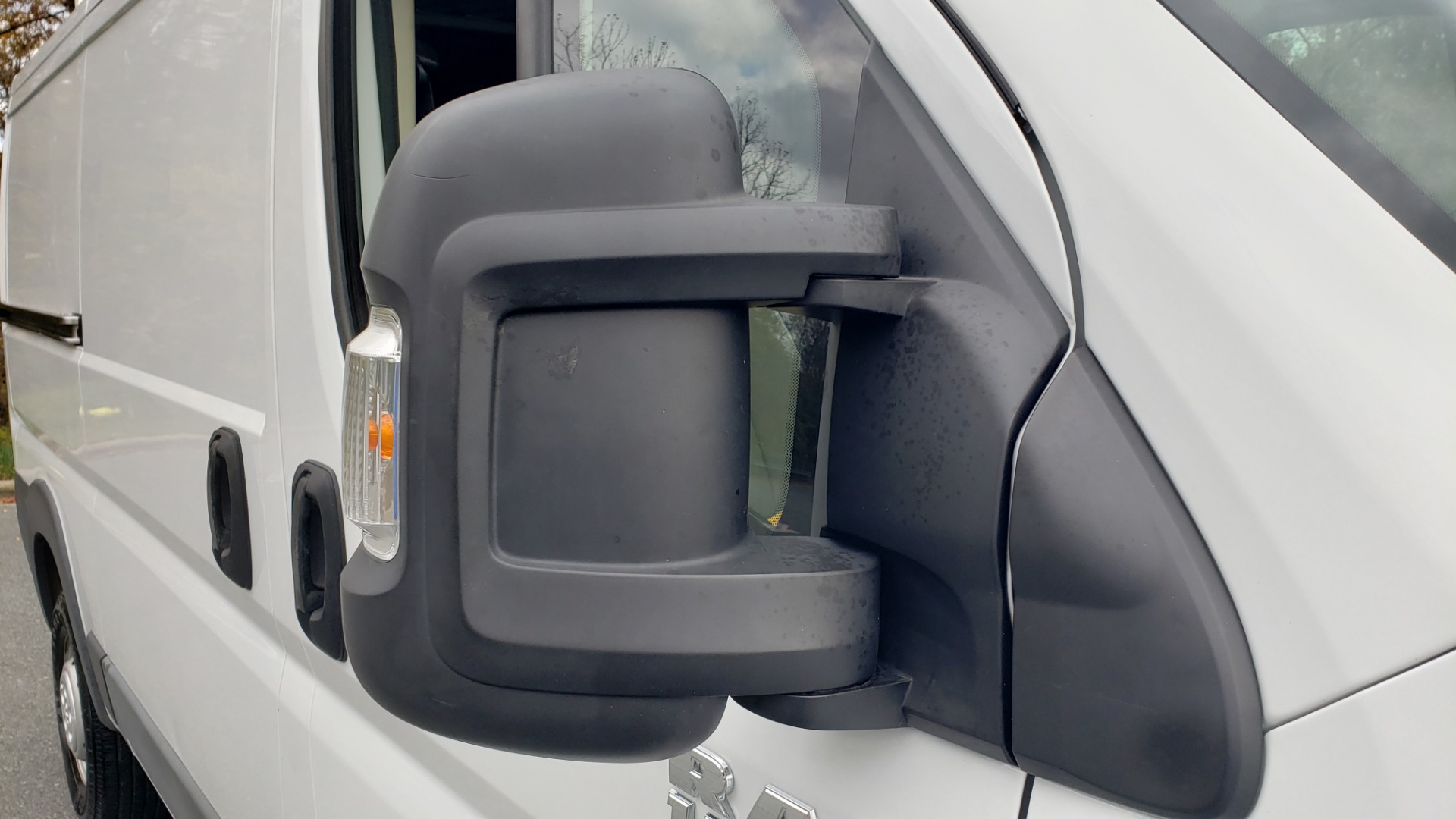 Used 2015 Ram PROMASTER CARGO VAN 136-INCH WB / LOW ROOF / LADDER RACK / INSIDE RACKS for sale Sold at Formula Imports in Charlotte NC 28227 17