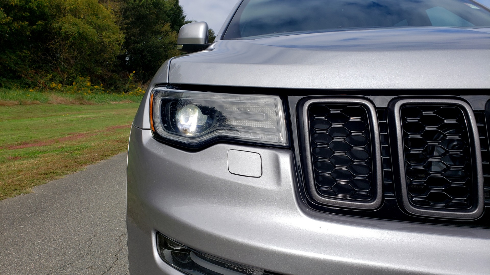 Used 2018 Jeep GRAND CHEROKEE HIGH ALTITUDE W/OVERLAND 4X4 / NAV / SUNROOF / REARVIEW for sale Sold at Formula Imports in Charlotte NC 28227 15