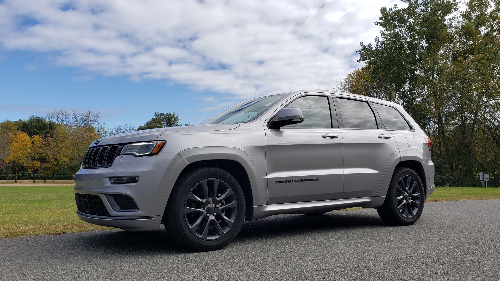 Used 2018 Jeep GRAND CHEROKEE HIGH ALTITUDE W/OVERLAND 4X4 / NAV / SUNROOF / REARVIEW for sale Sold at Formula Imports in Charlotte NC 28227 2