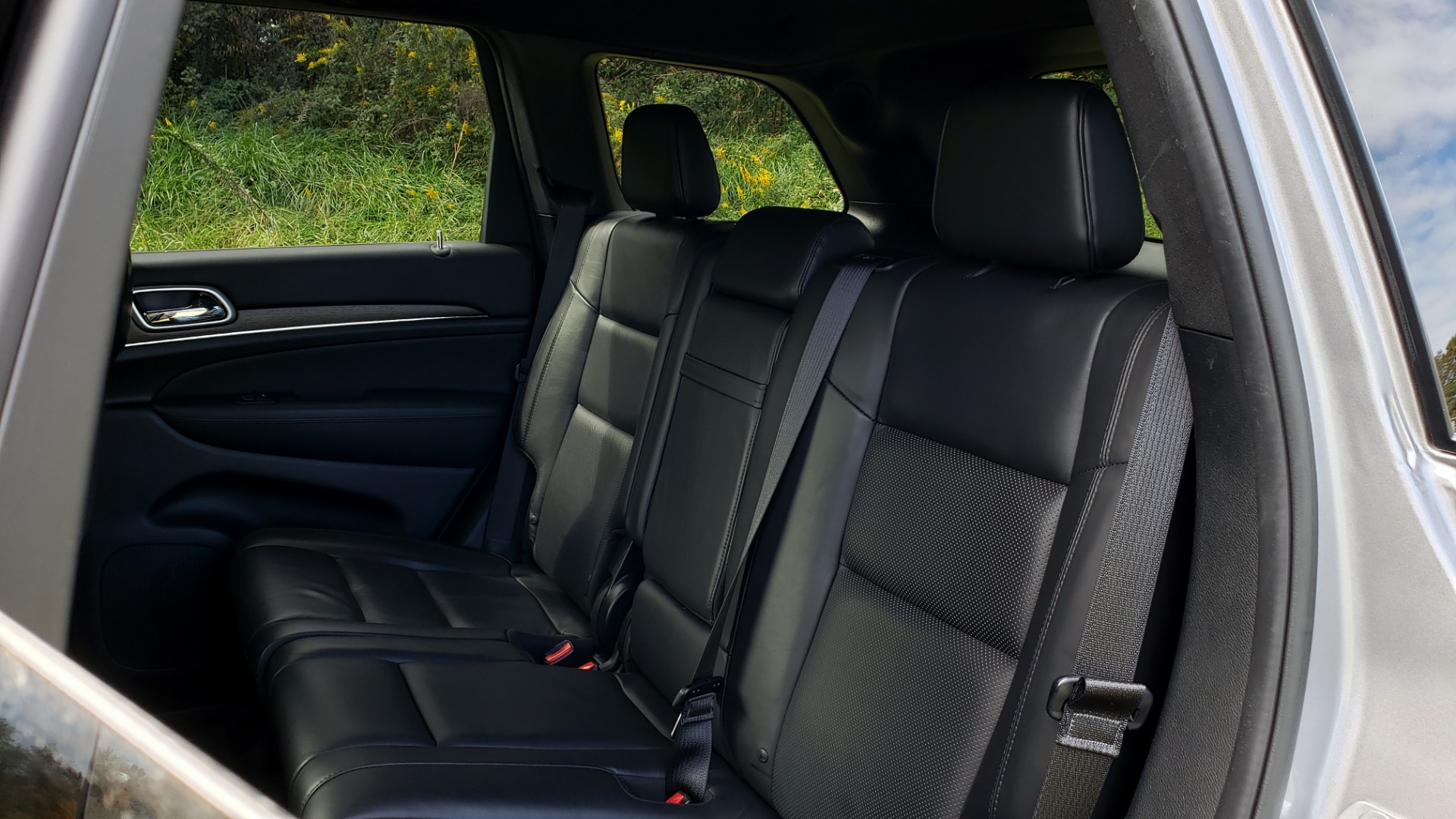 Used 2018 Jeep GRAND CHEROKEE HIGH ALTITUDE W/OVERLAND 4X4 / NAV / SUNROOF / REARVIEW for sale Sold at Formula Imports in Charlotte NC 28227 64