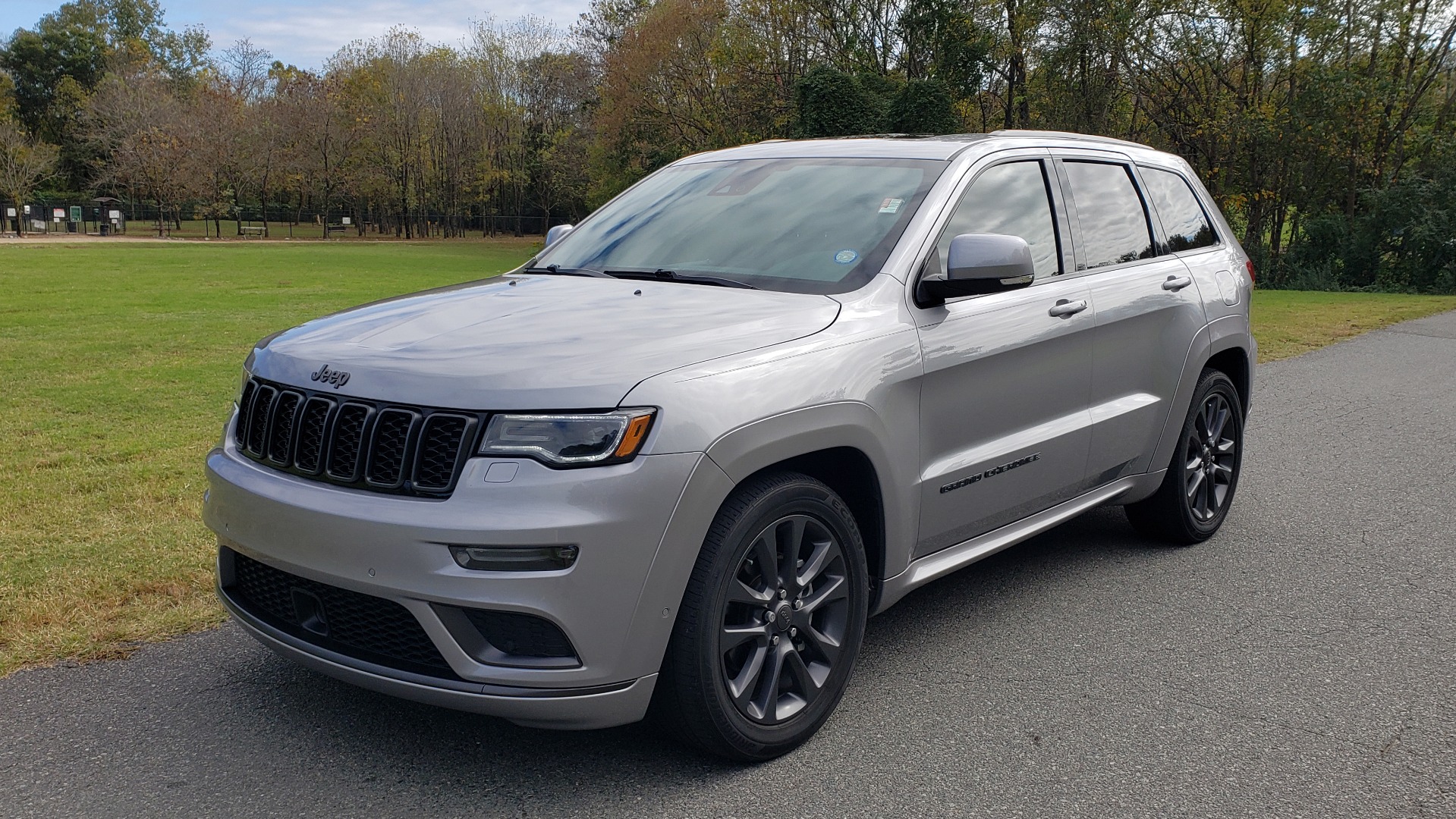 Used 2018 Jeep GRAND CHEROKEE HIGH ALTITUDE W/OVERLAND 4X4 / NAV / SUNROOF / REARVIEW for sale Sold at Formula Imports in Charlotte NC 28227 1