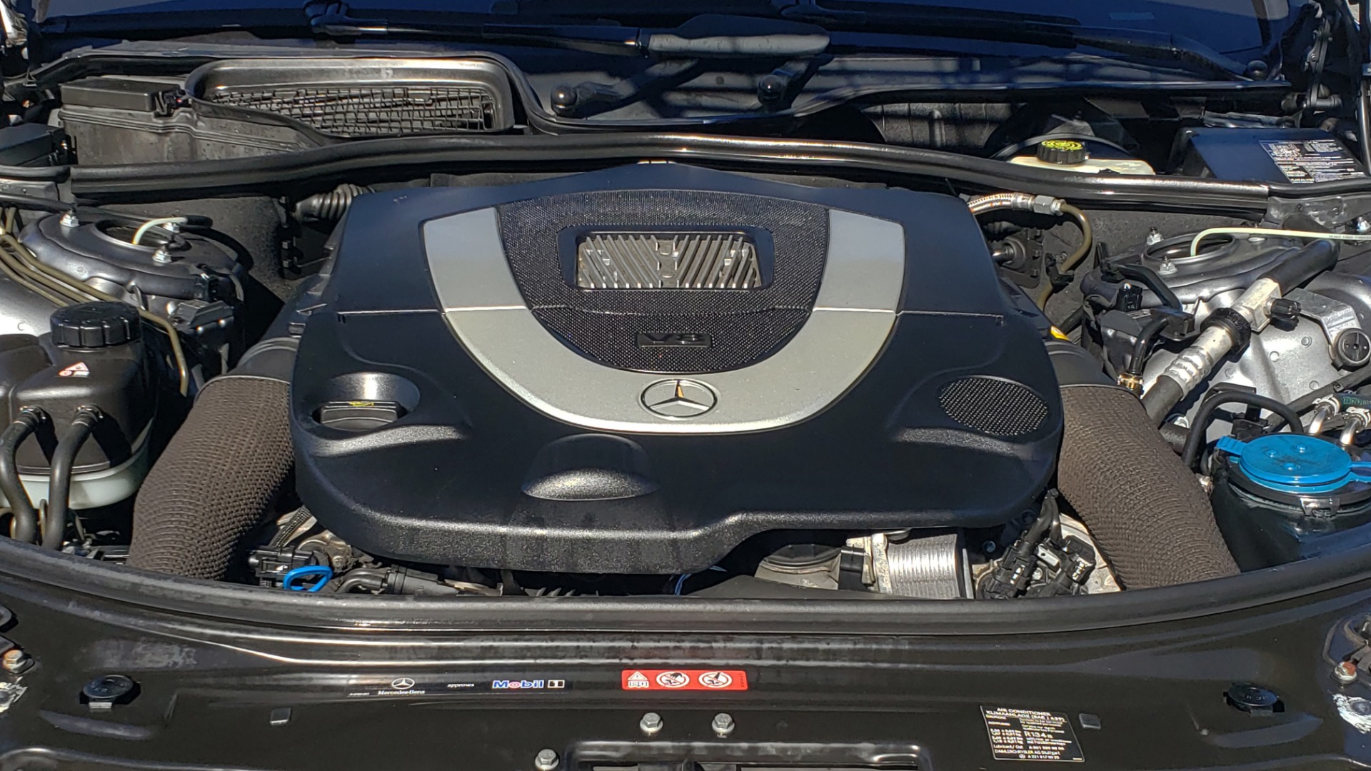 Used 2007 Mercedes-Benz S-CLASS S550 5.5L V8 / LWB / PREM 2 / NAV / SUNROOF / KEYLESS-GO for sale Sold at Formula Imports in Charlotte NC 28227 13