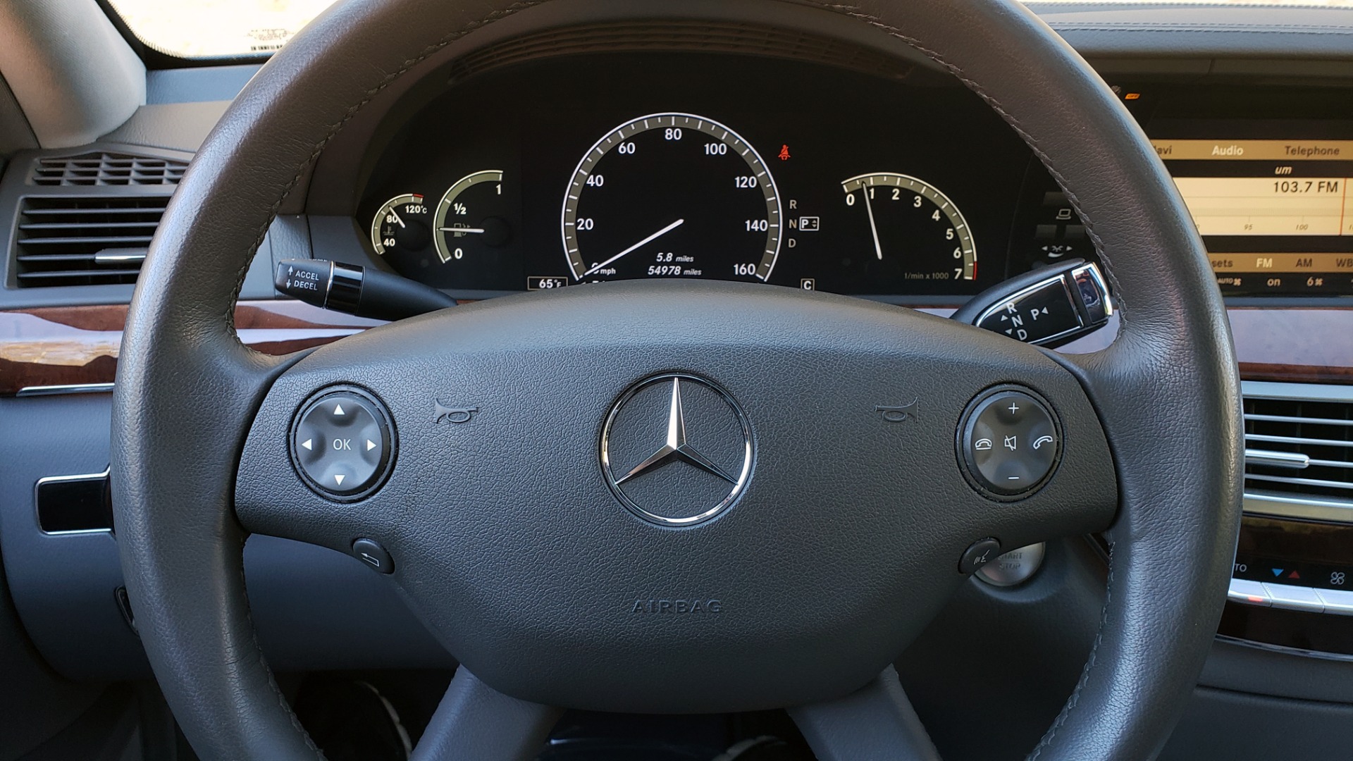 Used 2007 Mercedes-Benz S-CLASS S550 5.5L V8 / LWB / PREM 2 / NAV / SUNROOF / KEYLESS-GO for sale Sold at Formula Imports in Charlotte NC 28227 44