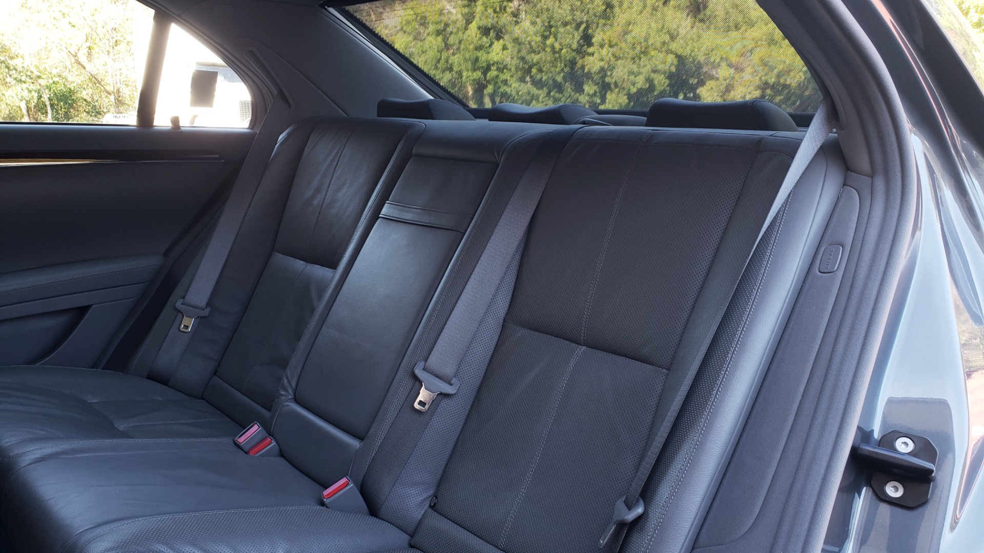 Used 2007 Mercedes-Benz S-CLASS S550 5.5L V8 / LWB / PREM 2 / NAV / SUNROOF / KEYLESS-GO for sale Sold at Formula Imports in Charlotte NC 28227 67