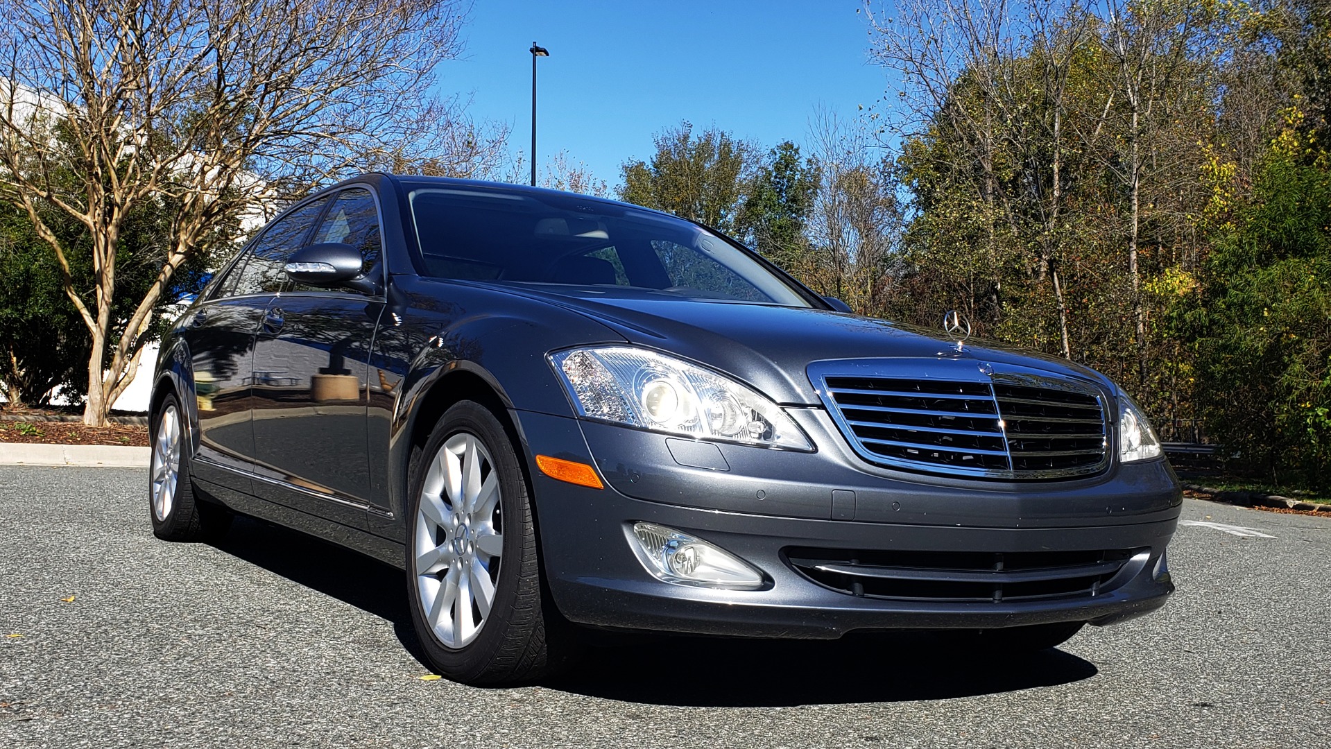 Used 2007 Mercedes-Benz S-CLASS S550 5.5L V8 / LWB / PREM 2 / NAV / SUNROOF / KEYLESS-GO for sale Sold at Formula Imports in Charlotte NC 28227 7