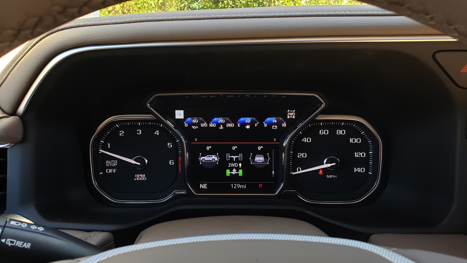 Used 2021 GMC YUKON DENALI PREMIUM 4WD / NAV / ADVANCED TECH / ENTERTAINMENT for sale Sold at Formula Imports in Charlotte NC 28227 40