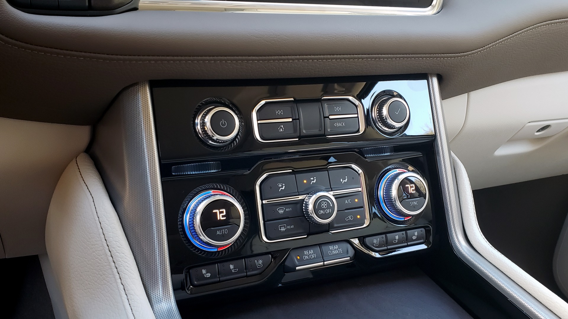 Used 2021 GMC YUKON DENALI PREMIUM 4WD / NAV / ADVANCED TECH / ENTERTAINMENT for sale Sold at Formula Imports in Charlotte NC 28227 53