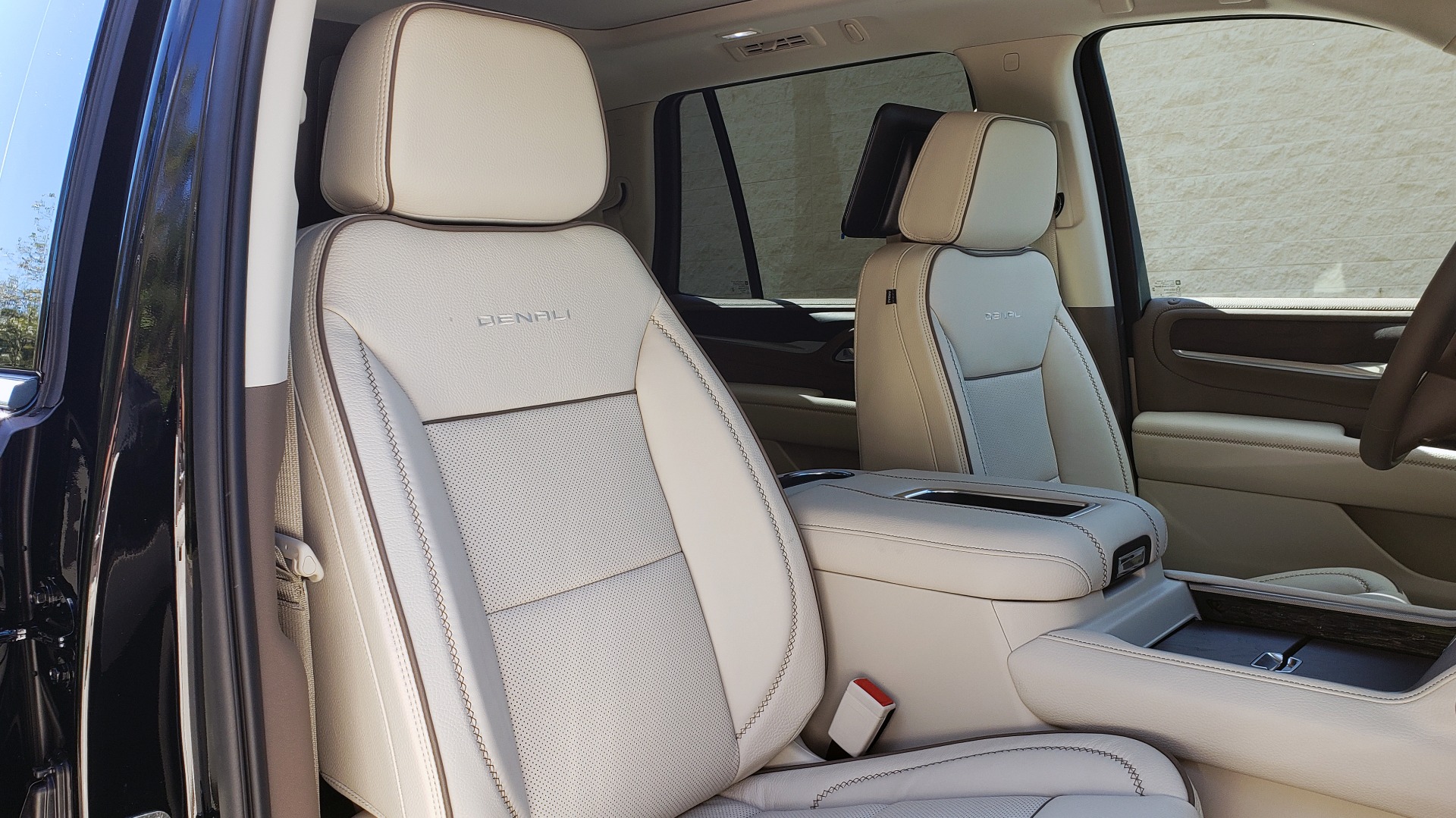 Used 2021 GMC YUKON DENALI PREMIUM 4WD / NAV / ADVANCED TECH / ENTERTAINMENT for sale Sold at Formula Imports in Charlotte NC 28227 83