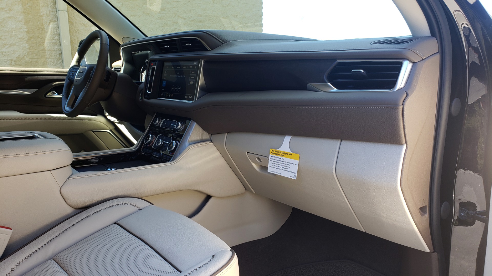 Used 2021 GMC YUKON DENALI PREMIUM 4WD / NAV / ADVANCED TECH / ENTERTAINMENT for sale Sold at Formula Imports in Charlotte NC 28227 86