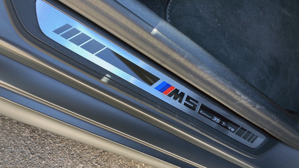 Used 2020 BMW M5 COMPETITION 35 JAHRE / EXECUTIVE PKG / M-DRIVER PKG for sale $128,500 at Formula Imports in Charlotte NC 28227 17