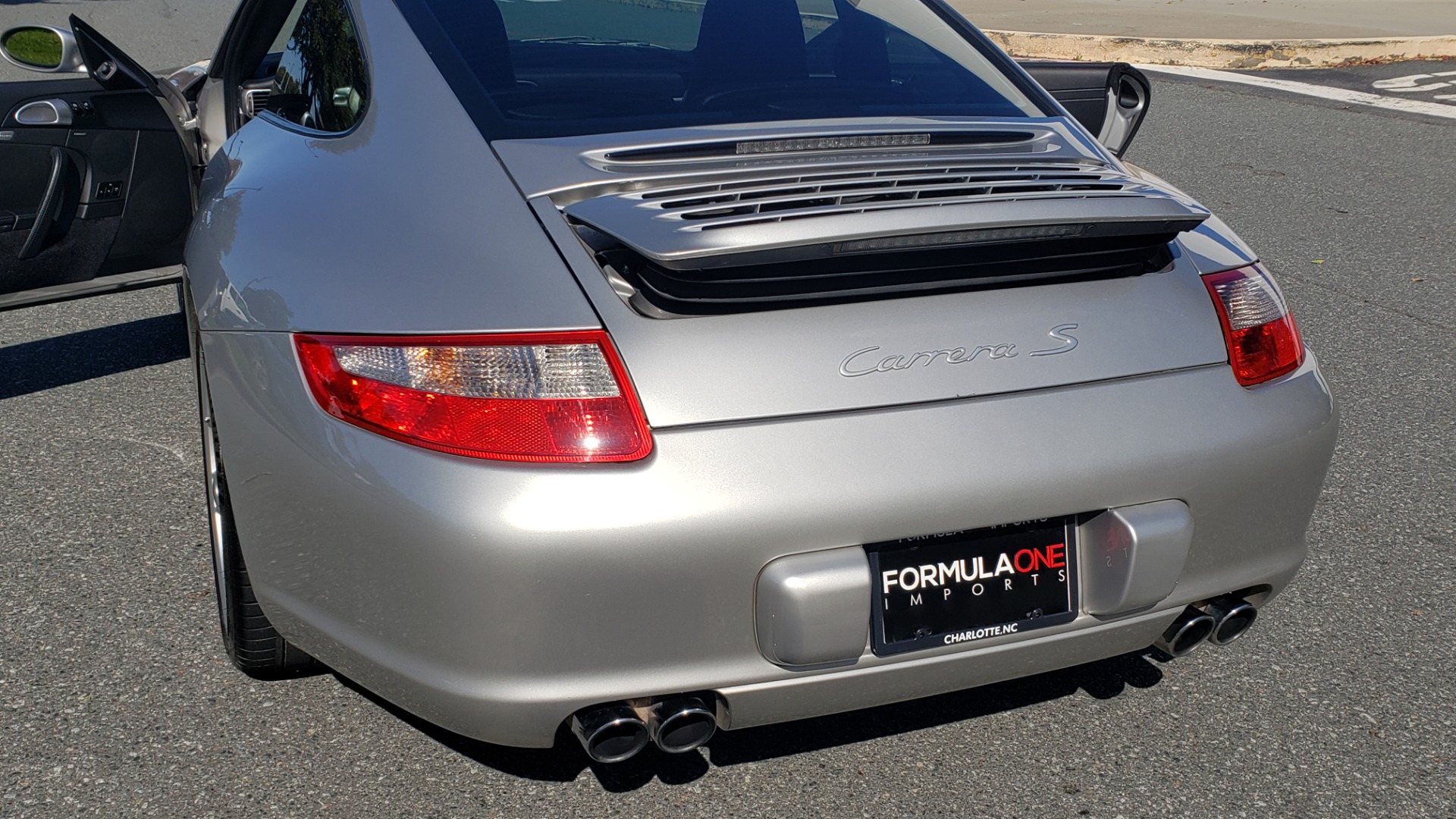 Used 2006 Porsche 911 CARRERA S / 5-SPD AUTO / SPORT CHRONO / NAV / BOSE / SUNROOF for sale Sold at Formula Imports in Charlotte NC 28227 24