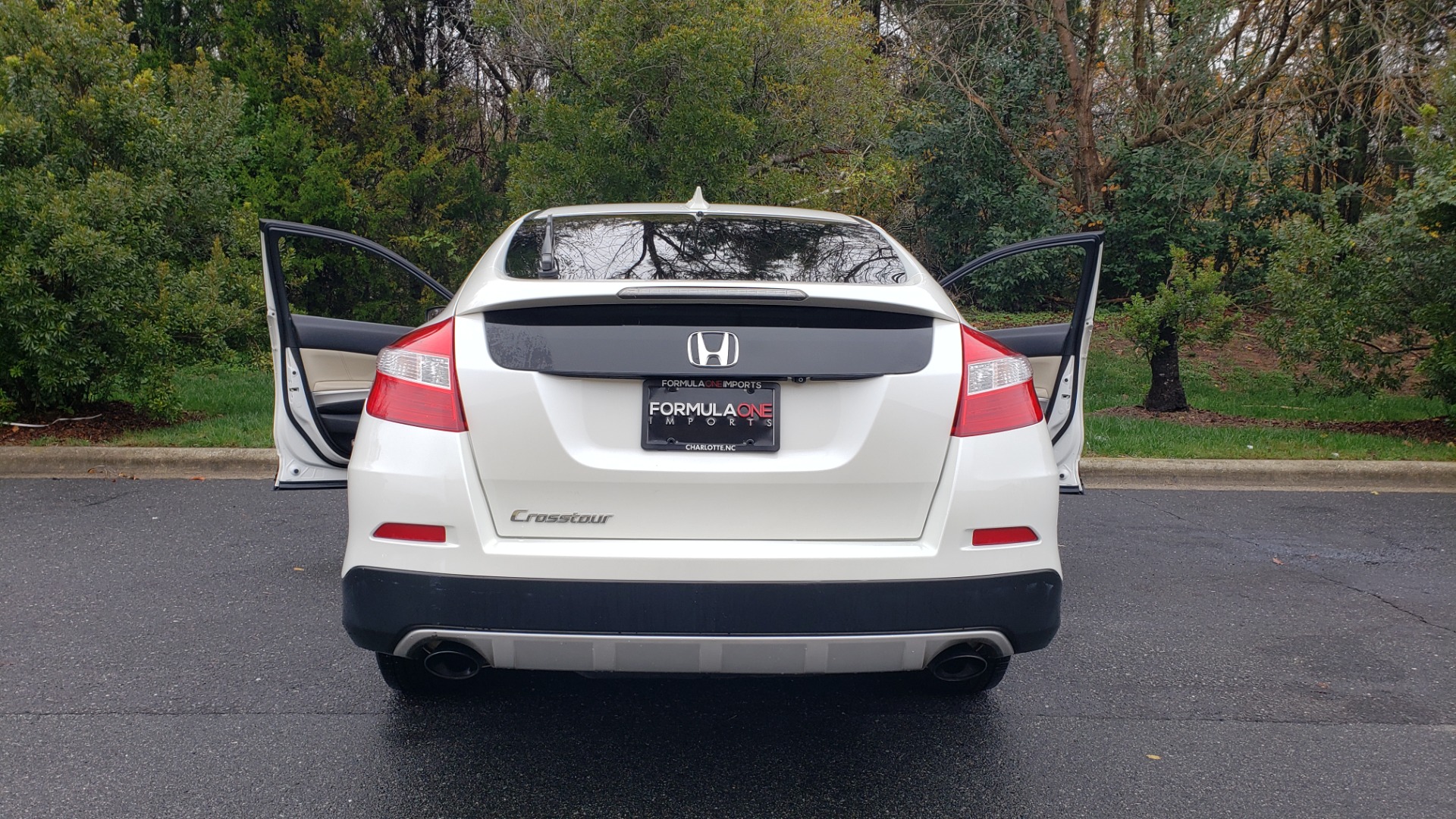 Used 2015 Honda CROSSTOUR EX-L 2WD / SUNROOF / REARVIEW / 17-IN ALLOY WHEELS for sale Sold at Formula Imports in Charlotte NC 28227 24