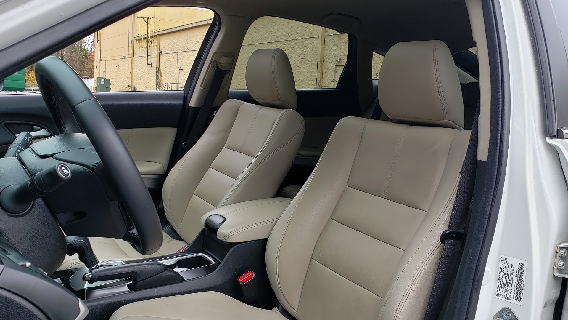 Used 2015 Honda CROSSTOUR EX-L 2WD / SUNROOF / REARVIEW / 17-IN ALLOY WHEELS for sale Sold at Formula Imports in Charlotte NC 28227 33