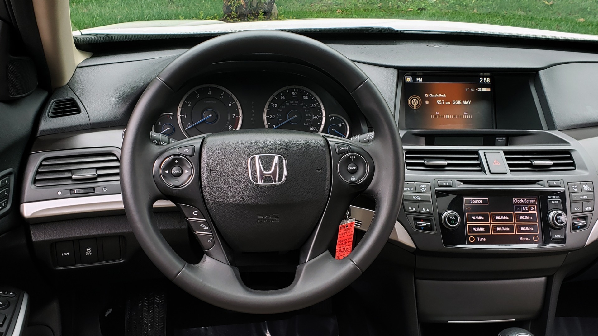 Used 2015 Honda CROSSTOUR EX-L 2WD / SUNROOF / REARVIEW / 17-IN ALLOY WHEELS for sale Sold at Formula Imports in Charlotte NC 28227 35