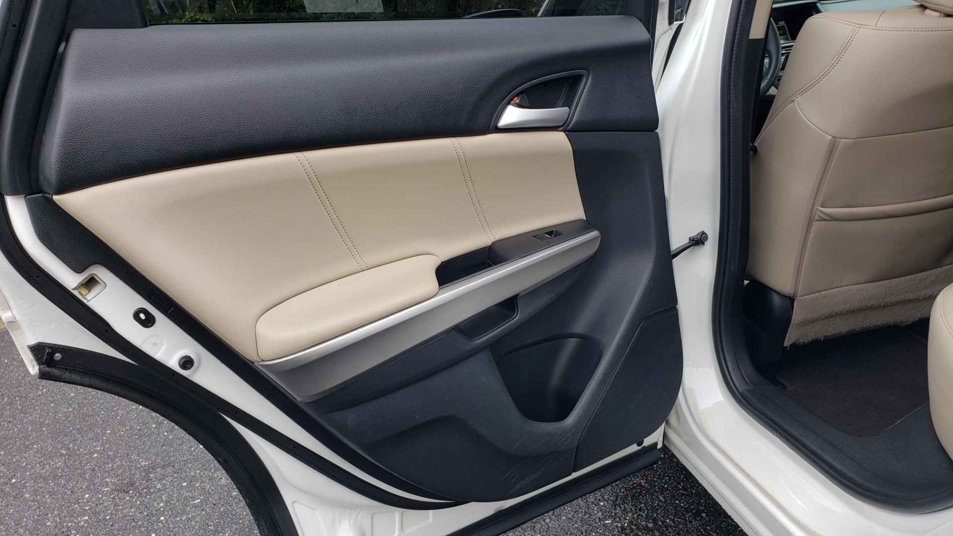 Used 2015 Honda CROSSTOUR EX-L 2WD / SUNROOF / REARVIEW / 17-IN ALLOY WHEELS for sale Sold at Formula Imports in Charlotte NC 28227 53