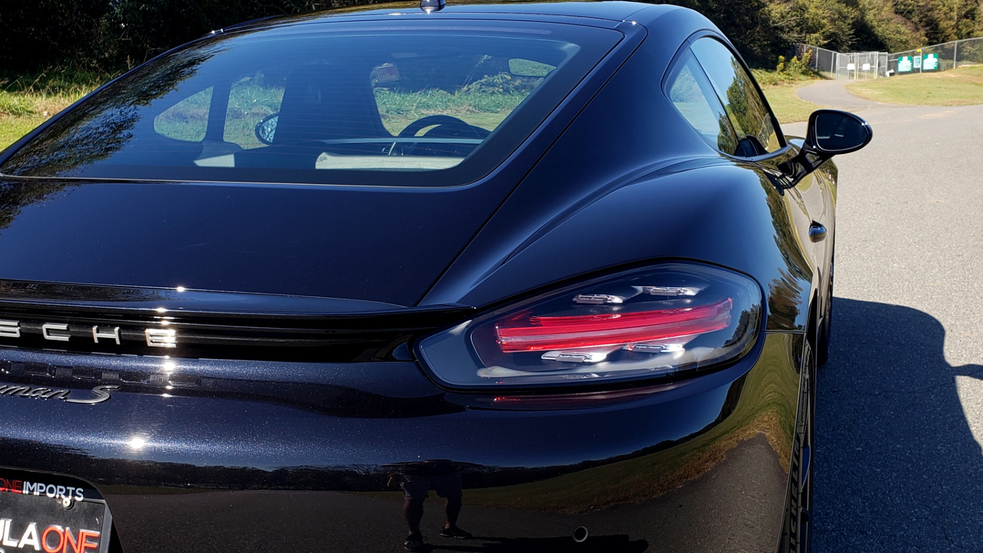 Used 2019 Porsche 718 CAYMAN S COUPE / PDK TRANS / LCA / BOSE / HTD STS / LIGHT DESIGN PKG for sale Sold at Formula Imports in Charlotte NC 28227 14