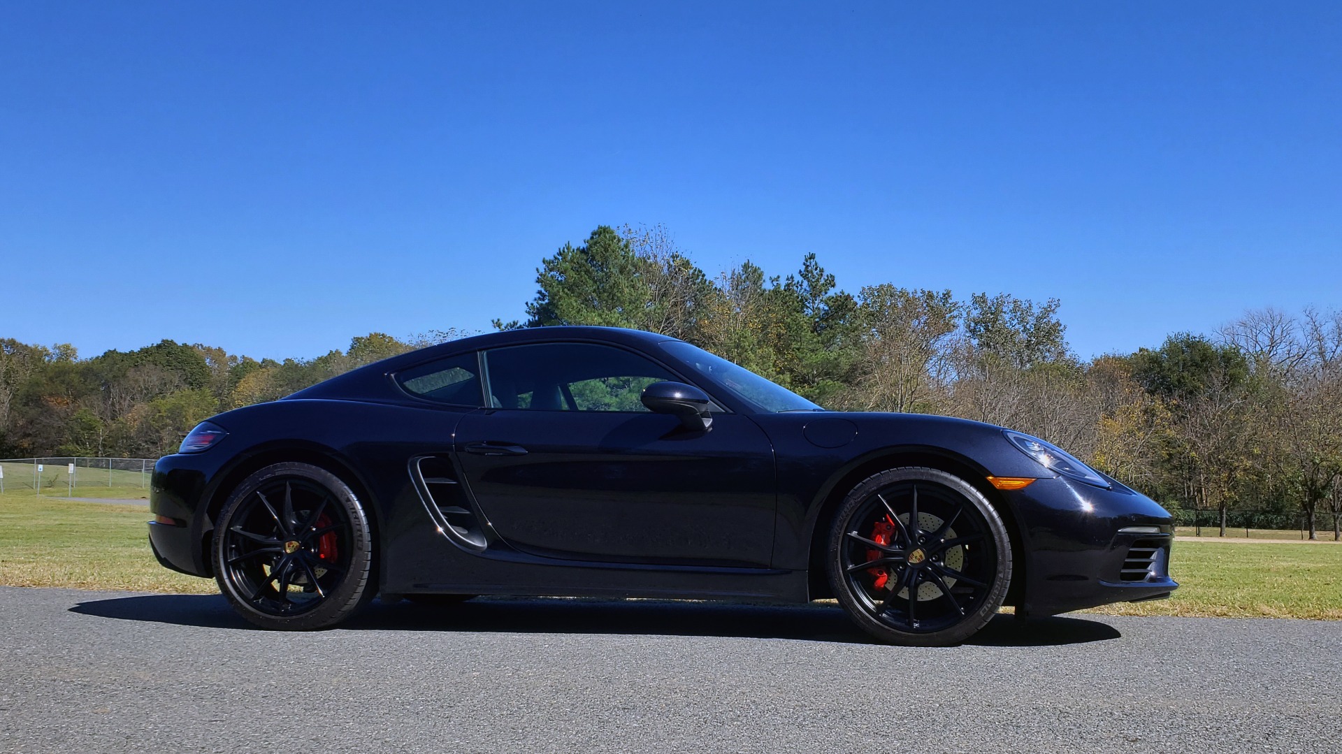 Used 2019 Porsche 718 CAYMAN S COUPE / PDK TRANS / LCA / BOSE / HTD STS / LIGHT DESIGN PKG for sale Sold at Formula Imports in Charlotte NC 28227 8