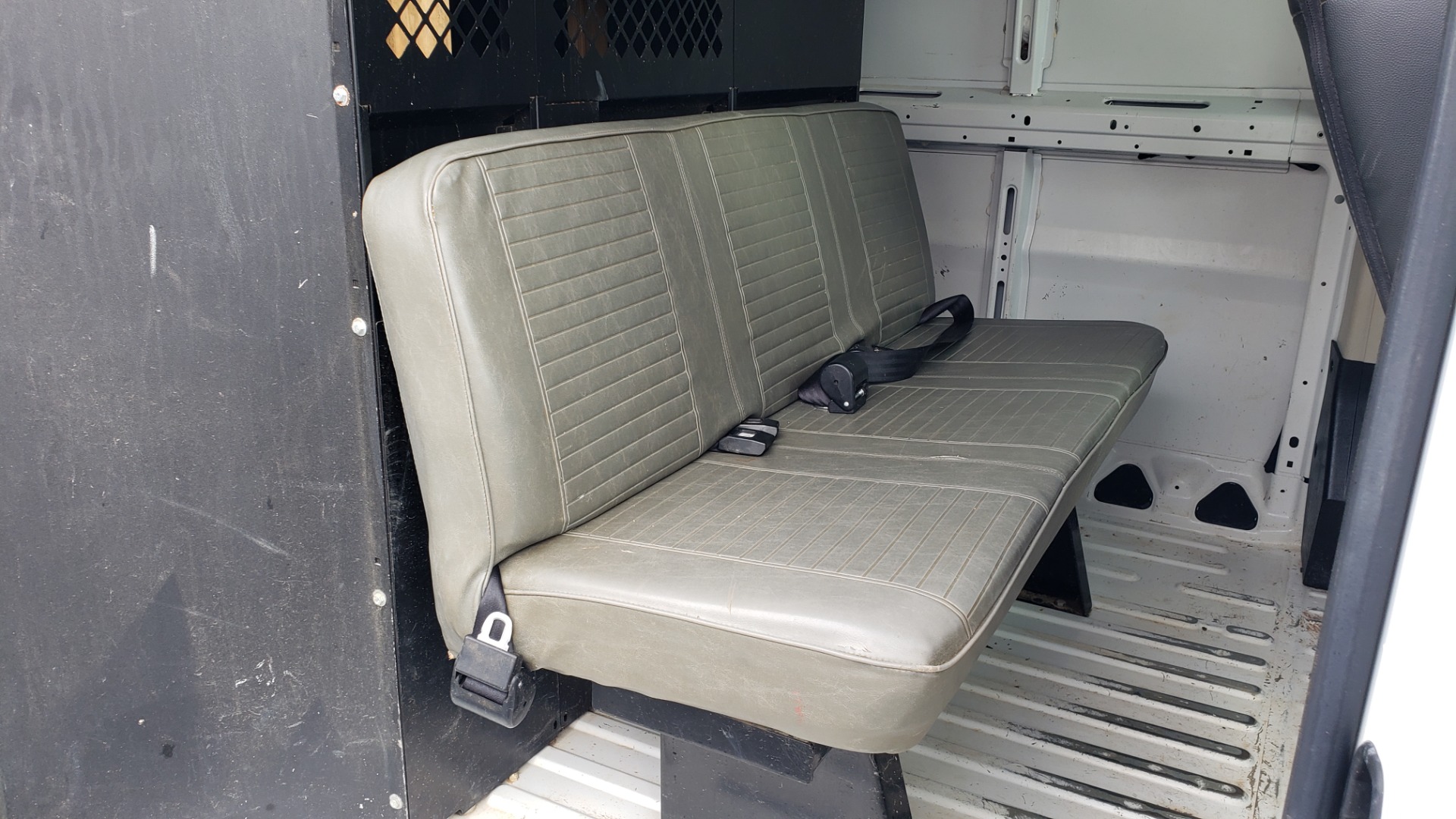 Used 2015 Ram PROMASTER CARGO VAN 136-INCH WB / LOW ROOF / LADDER RACK / INSIDE RACKS for sale Sold at Formula Imports in Charlotte NC 28227 13