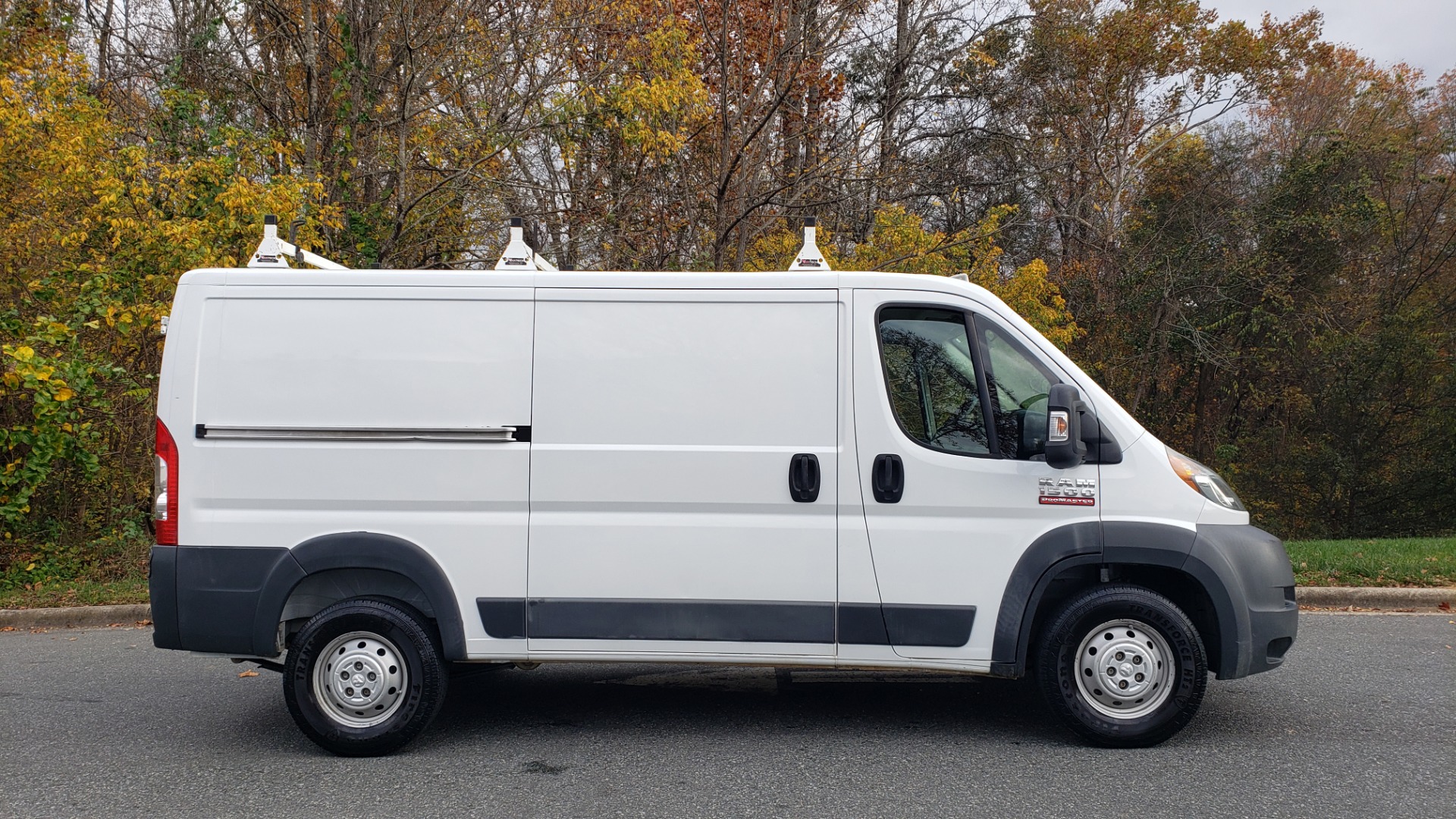 Used 2015 Ram PROMASTER CARGO VAN 136-INCH WB / LOW ROOF / LADDER RACK / INSIDE RACKS for sale Sold at Formula Imports in Charlotte NC 28227 5